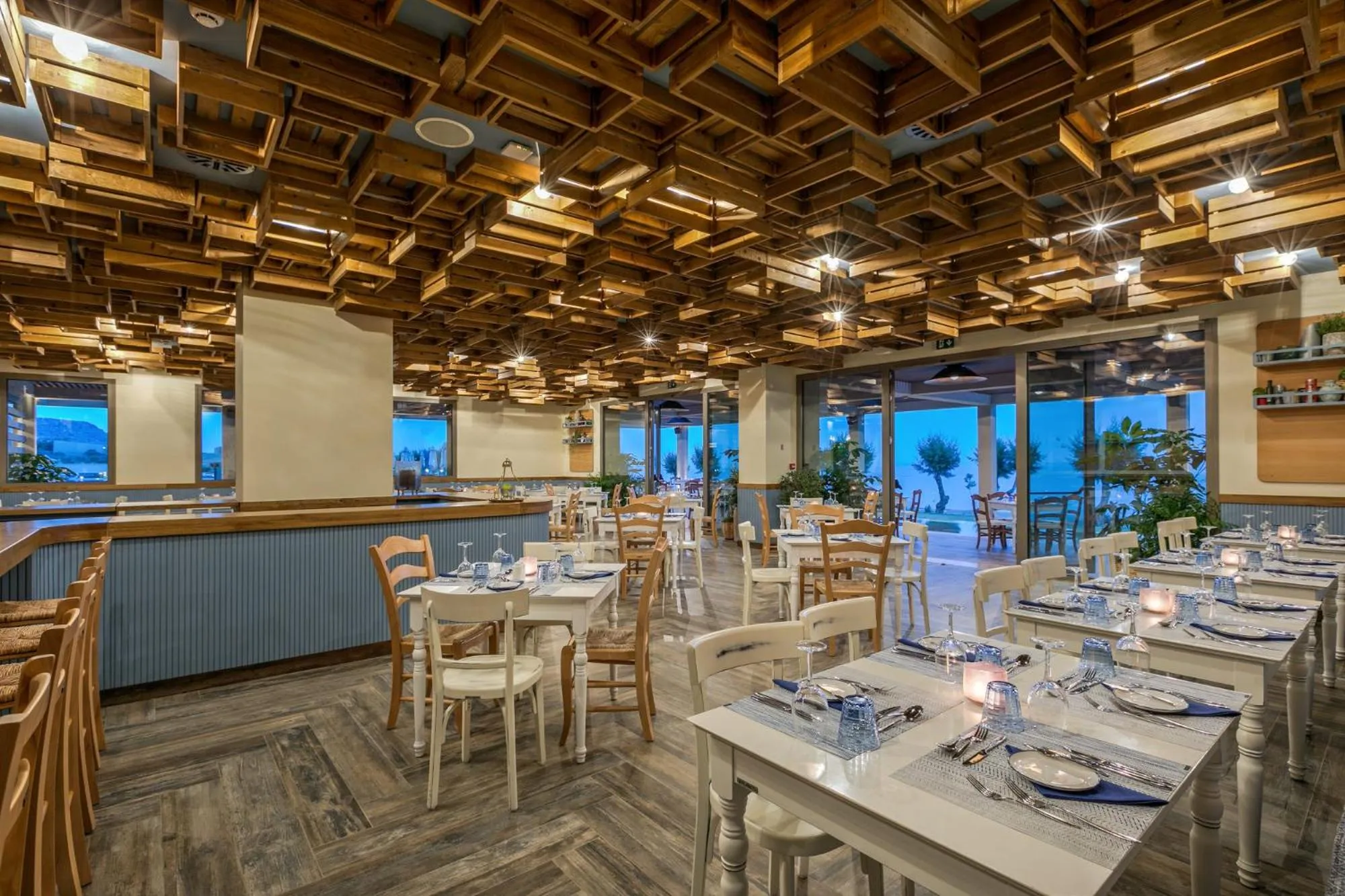 Restaurant/places to eat in Amada Colossos Resort