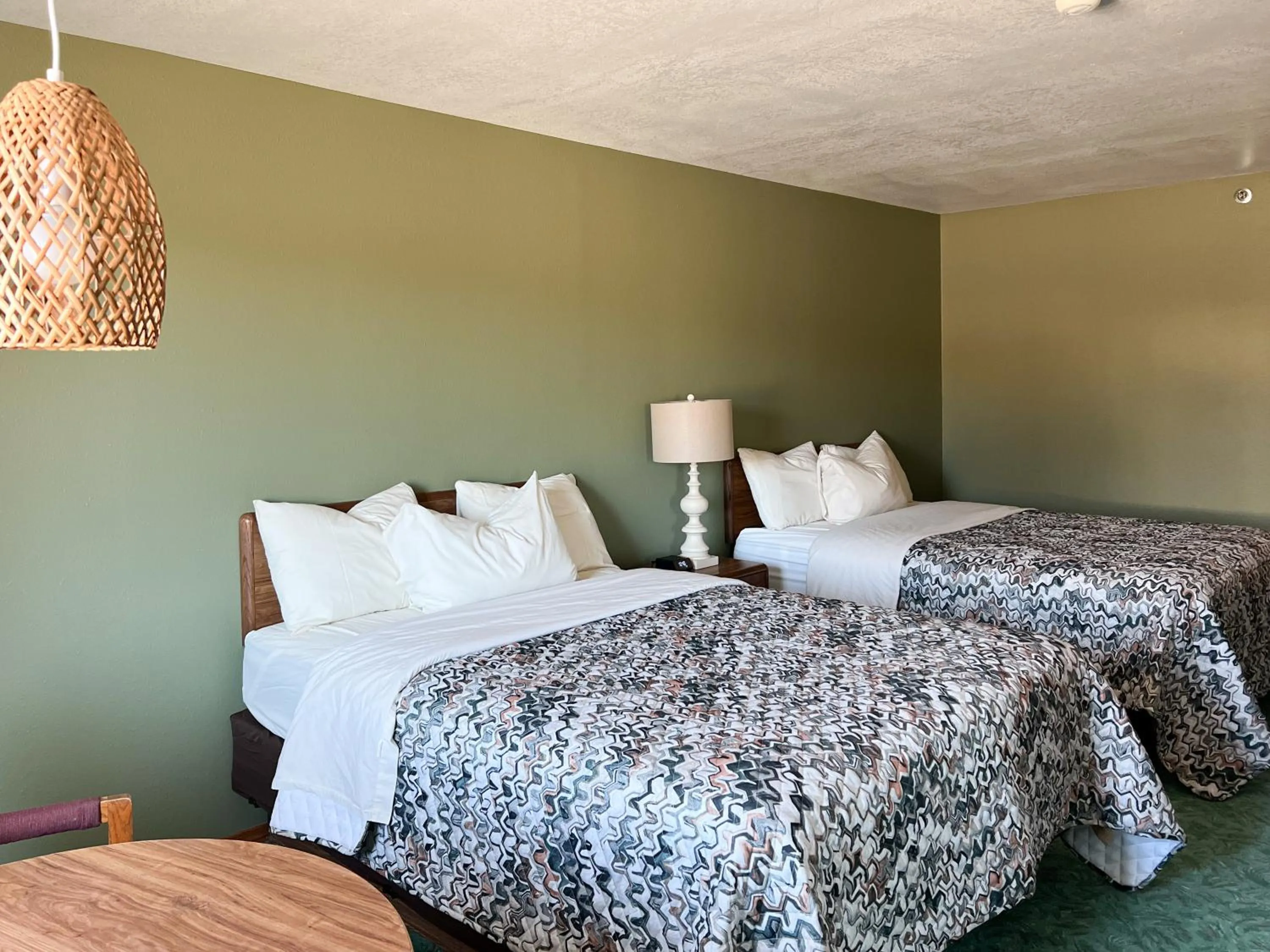 Bed in The Trail Inn - Sutton, Nebraska - US-6 HWY