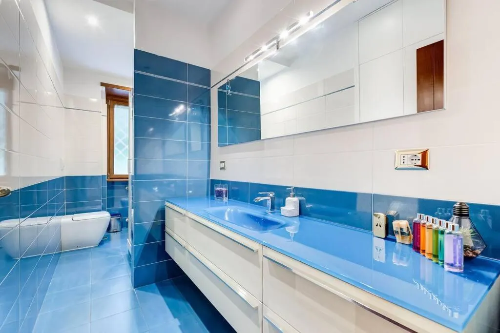 Exclusive Apartment in Eur Lake