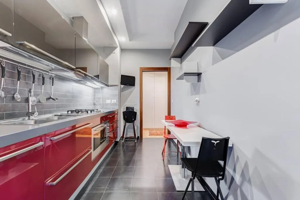 Exclusive Apartment in Eur Lake