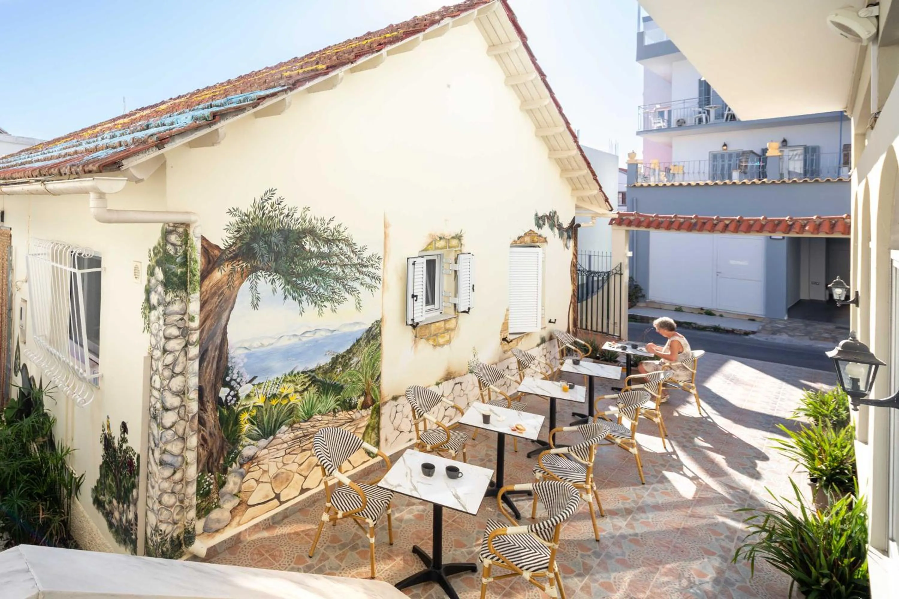 Patio in Bella Vista Beach Hotel