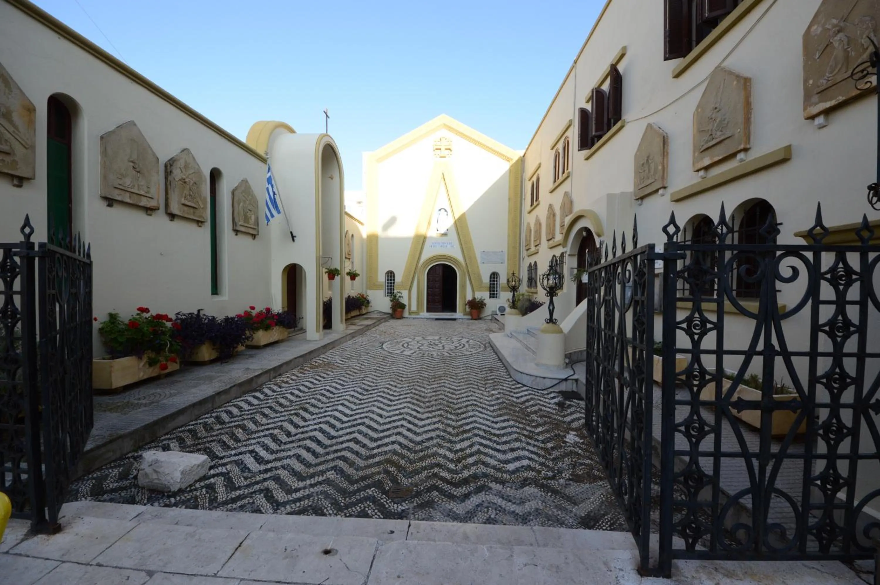 Nearby landmark in Hotel Africa