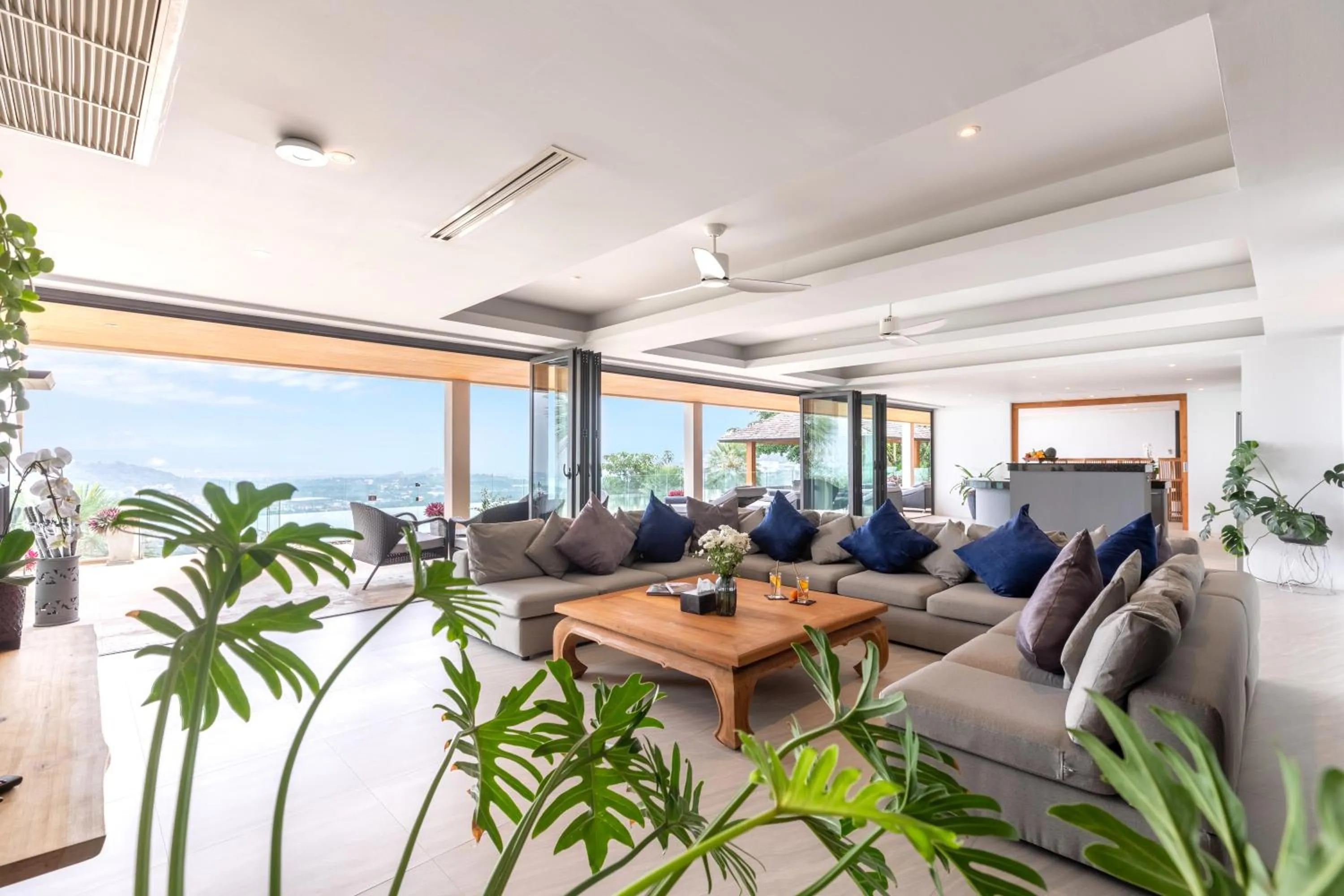 Living room in Villa Firefly- Spectacular Family Friendly Villa