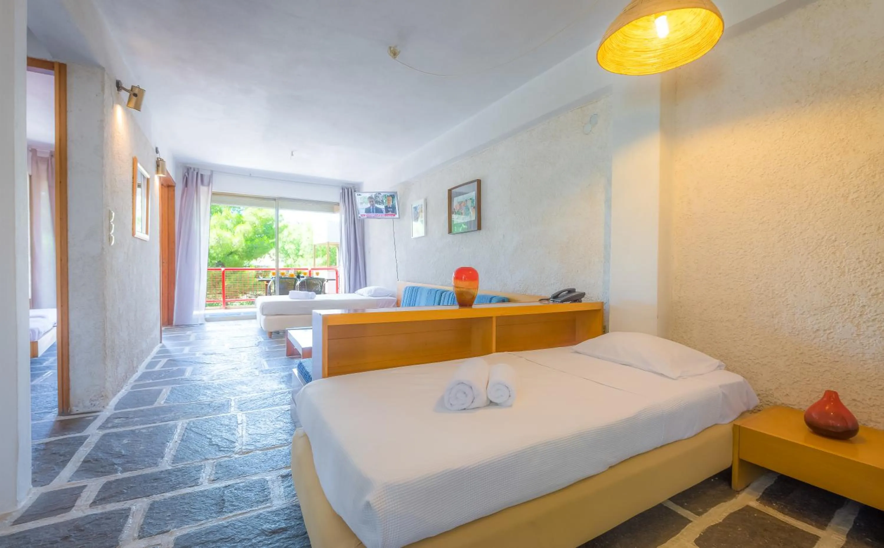 Living room, Bed in Apollonia Hotel Apartments