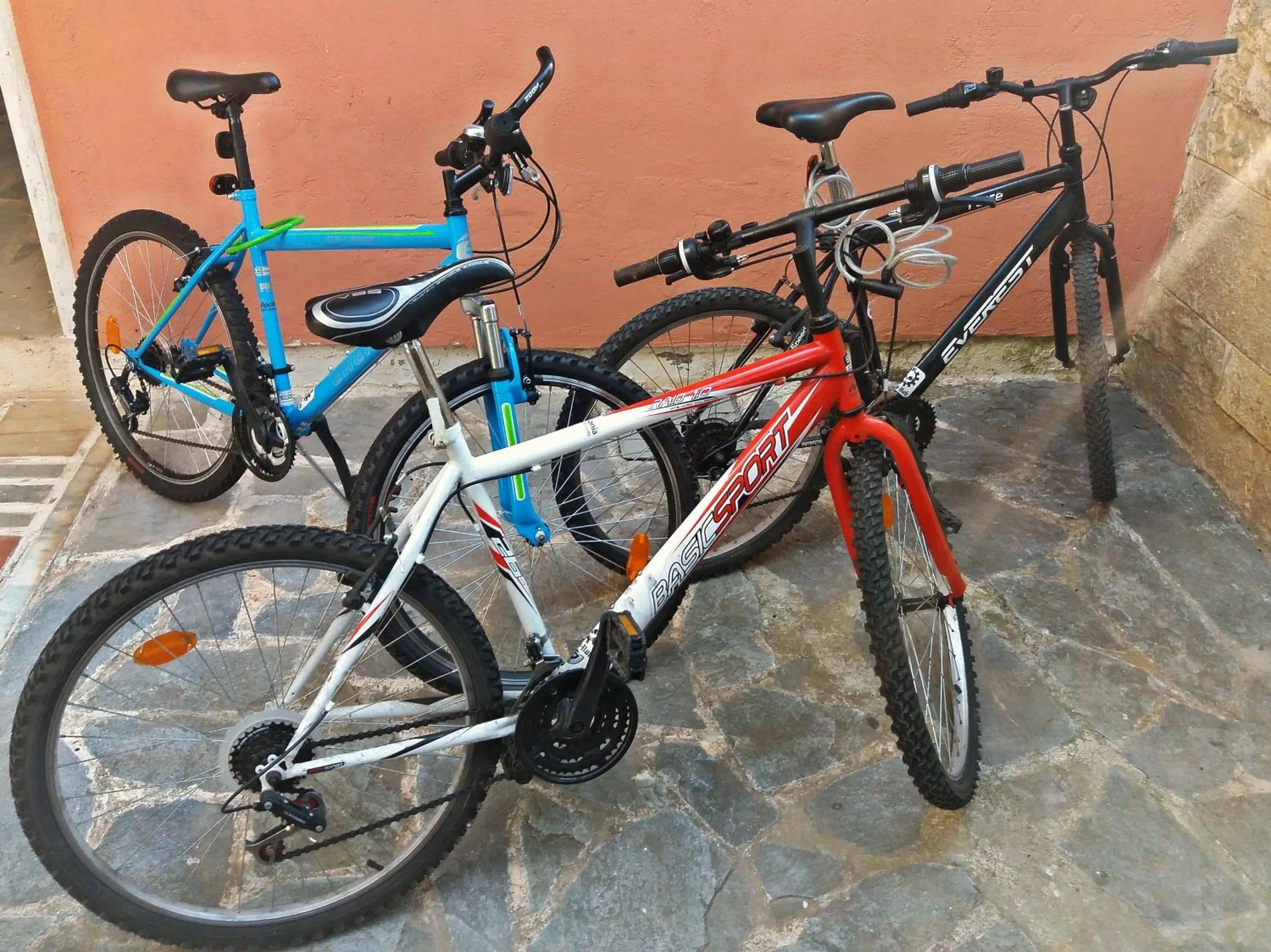 Activities in Apollonia Hotel Apartments