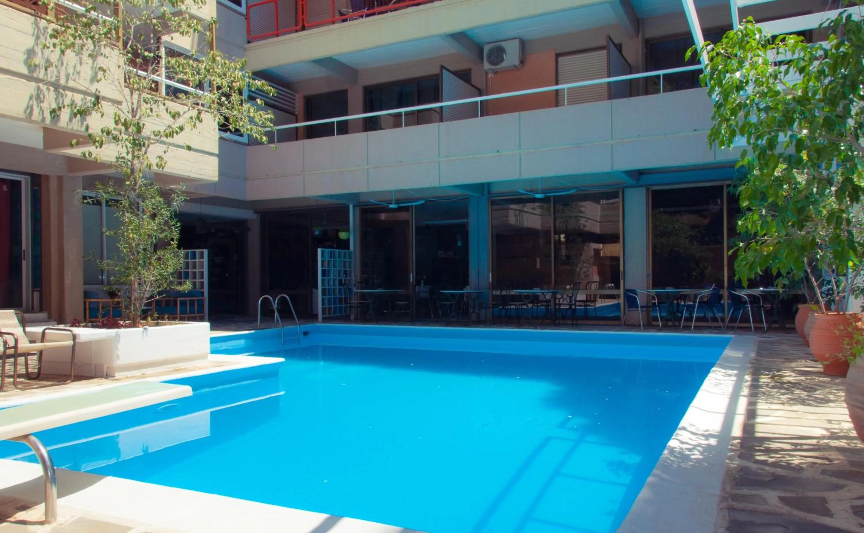 Swimming pool in Apollonia Hotel Apartments