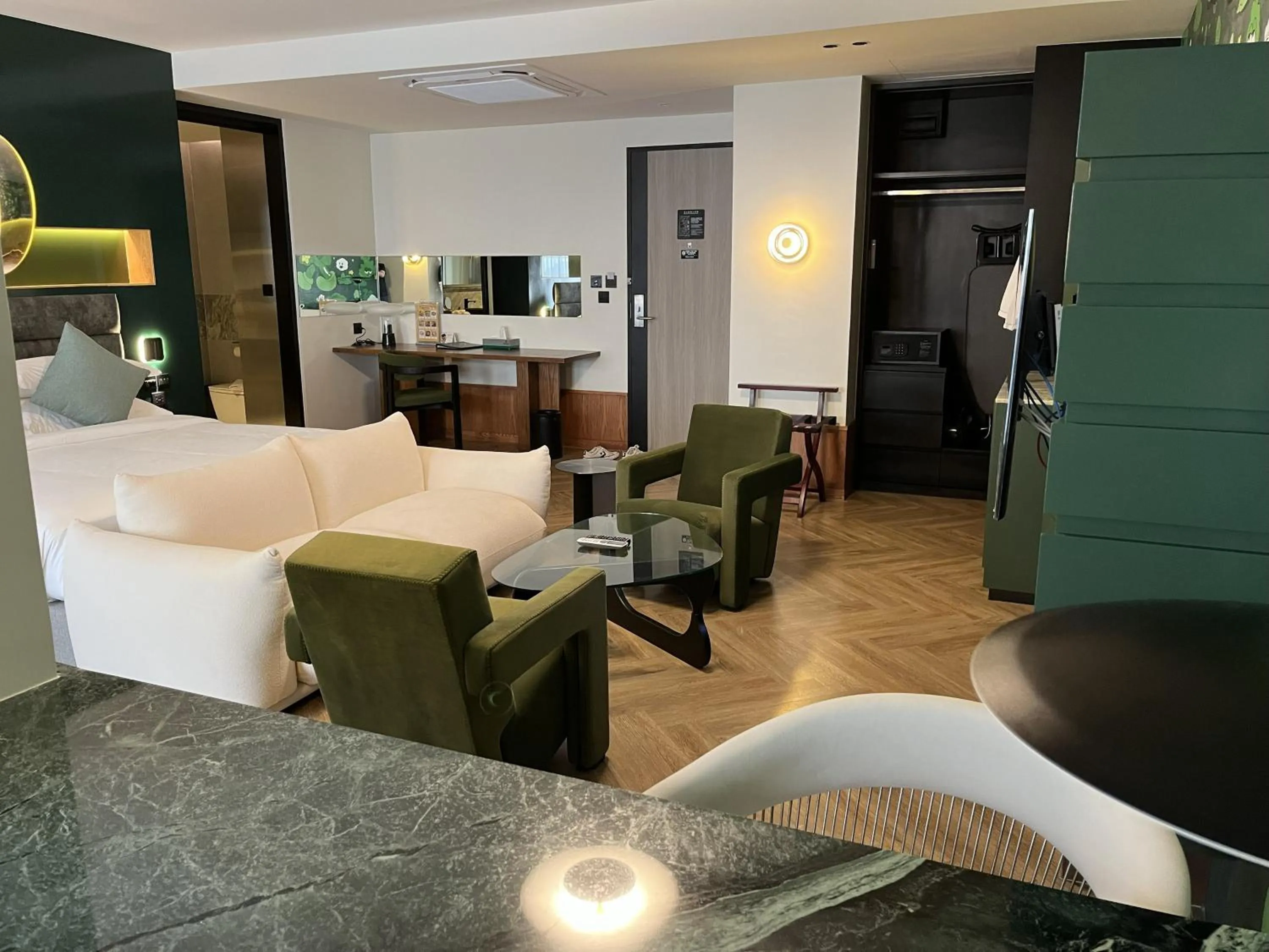 Seating area in Hotel Sapin