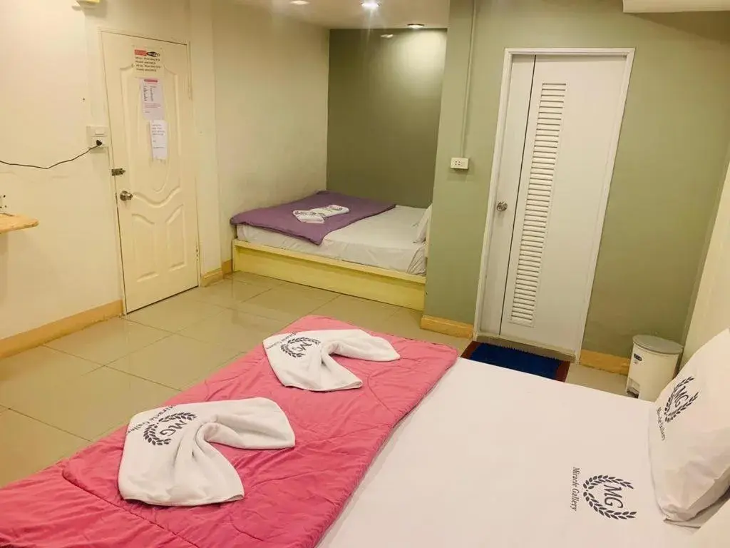 Standard Family Room in Miracle Gallery Hotel Standard Family Room in Miracle Gallery Hotel