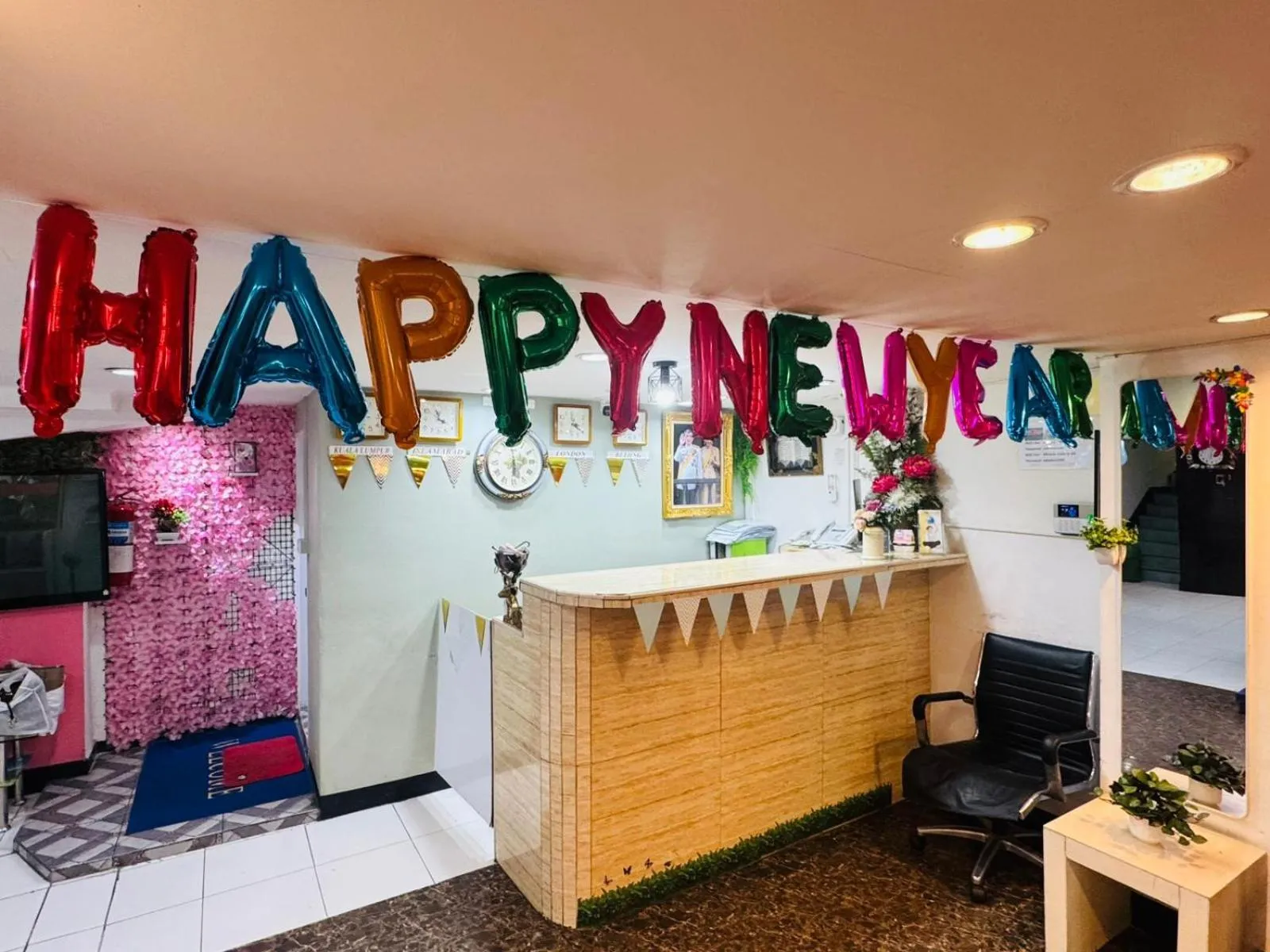 Miracle Gallery Hotel