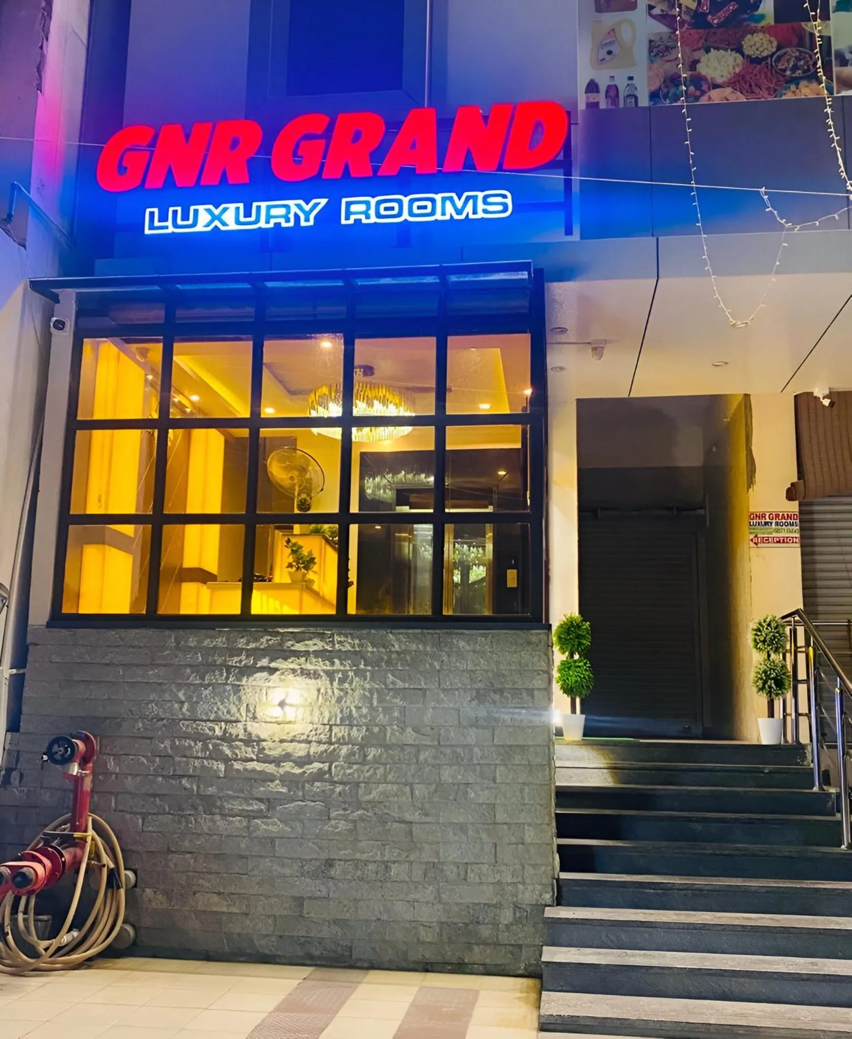 Property building in PPH Living Gnr Grand Luxury Rooms