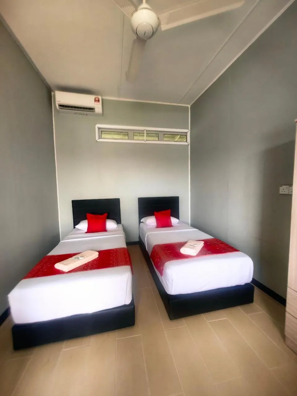 Bed in Grapevine Garden