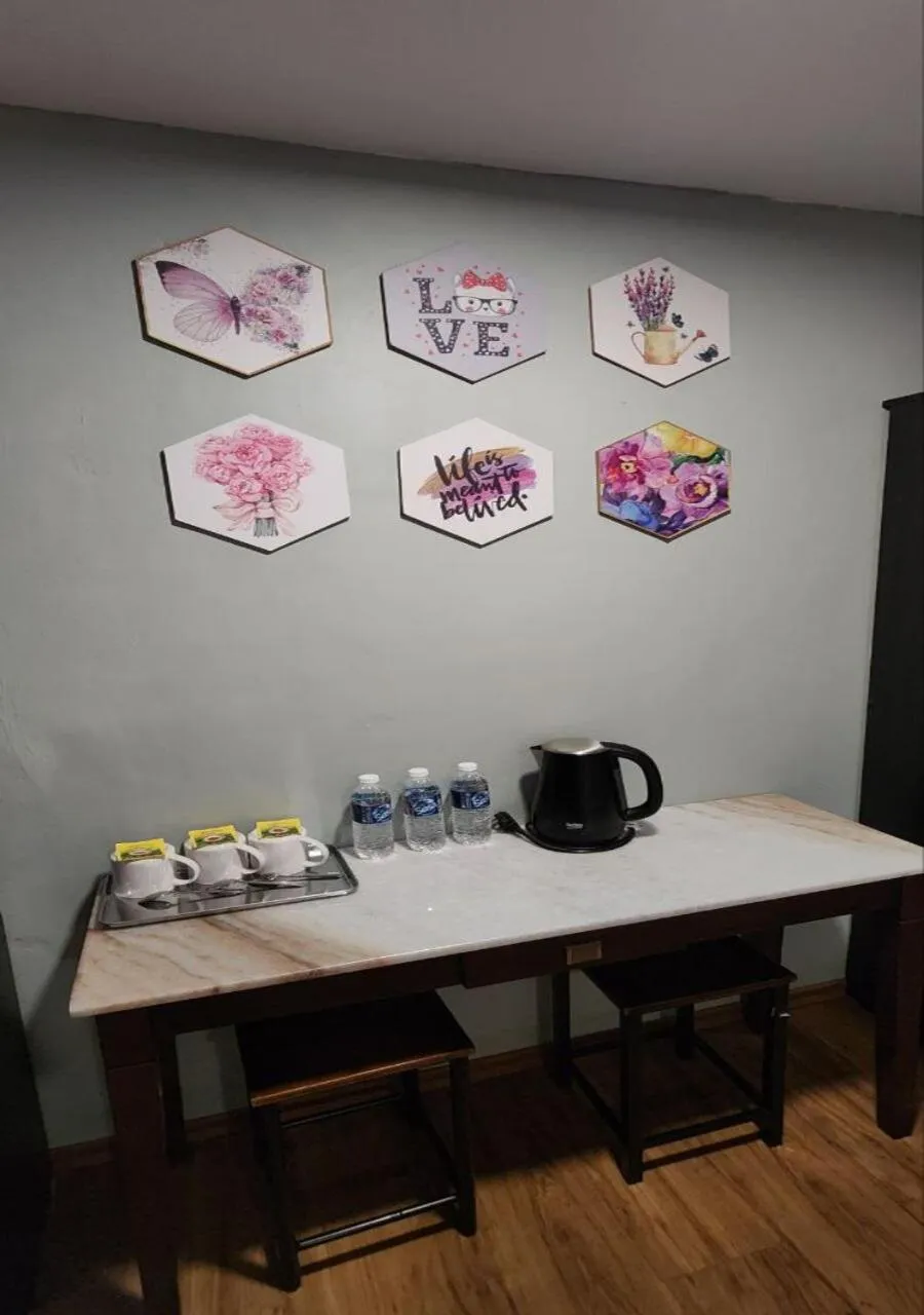 Coffee/tea facilities in Grapevine Garden