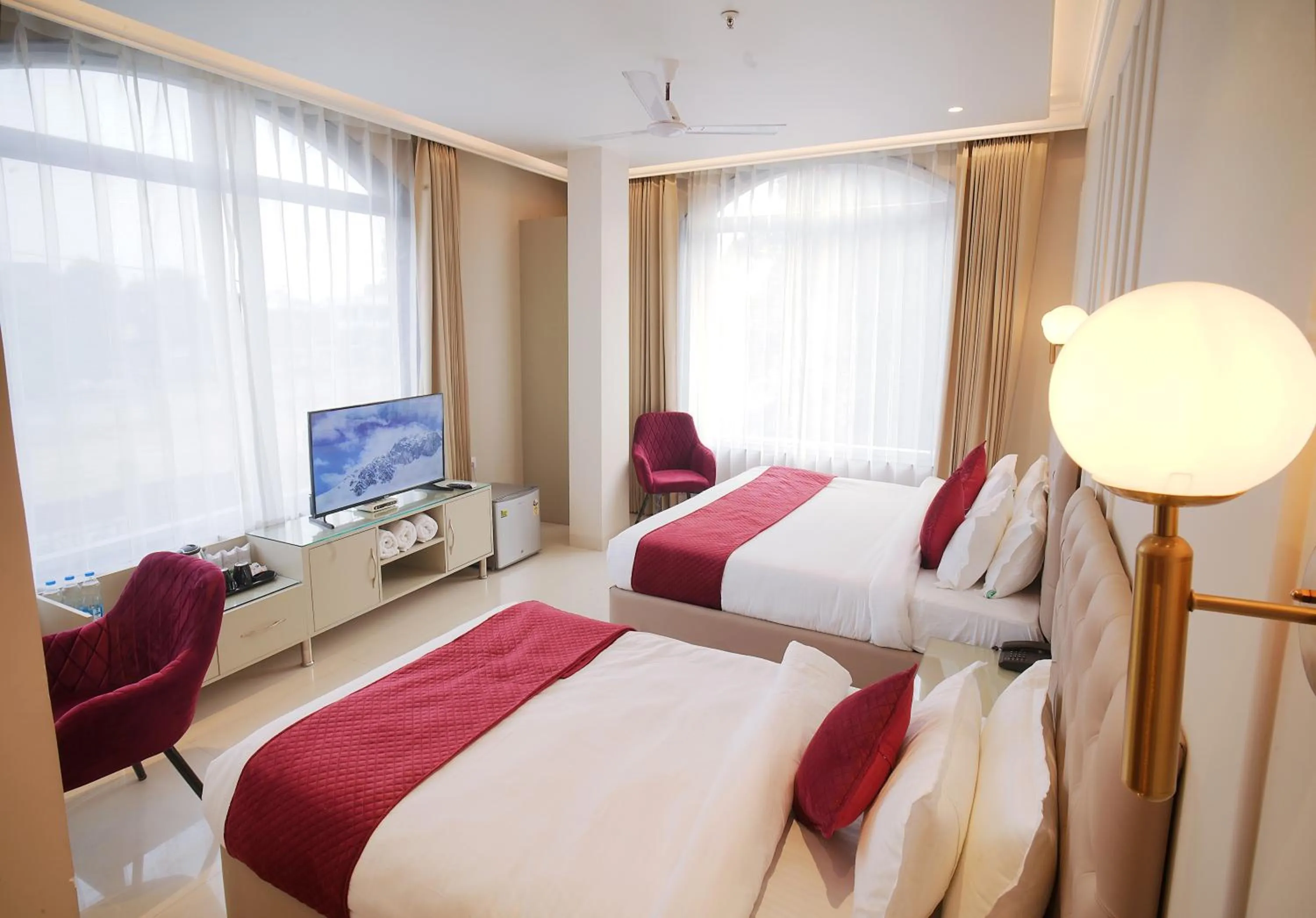 Bed in Hotel Green Land Heights