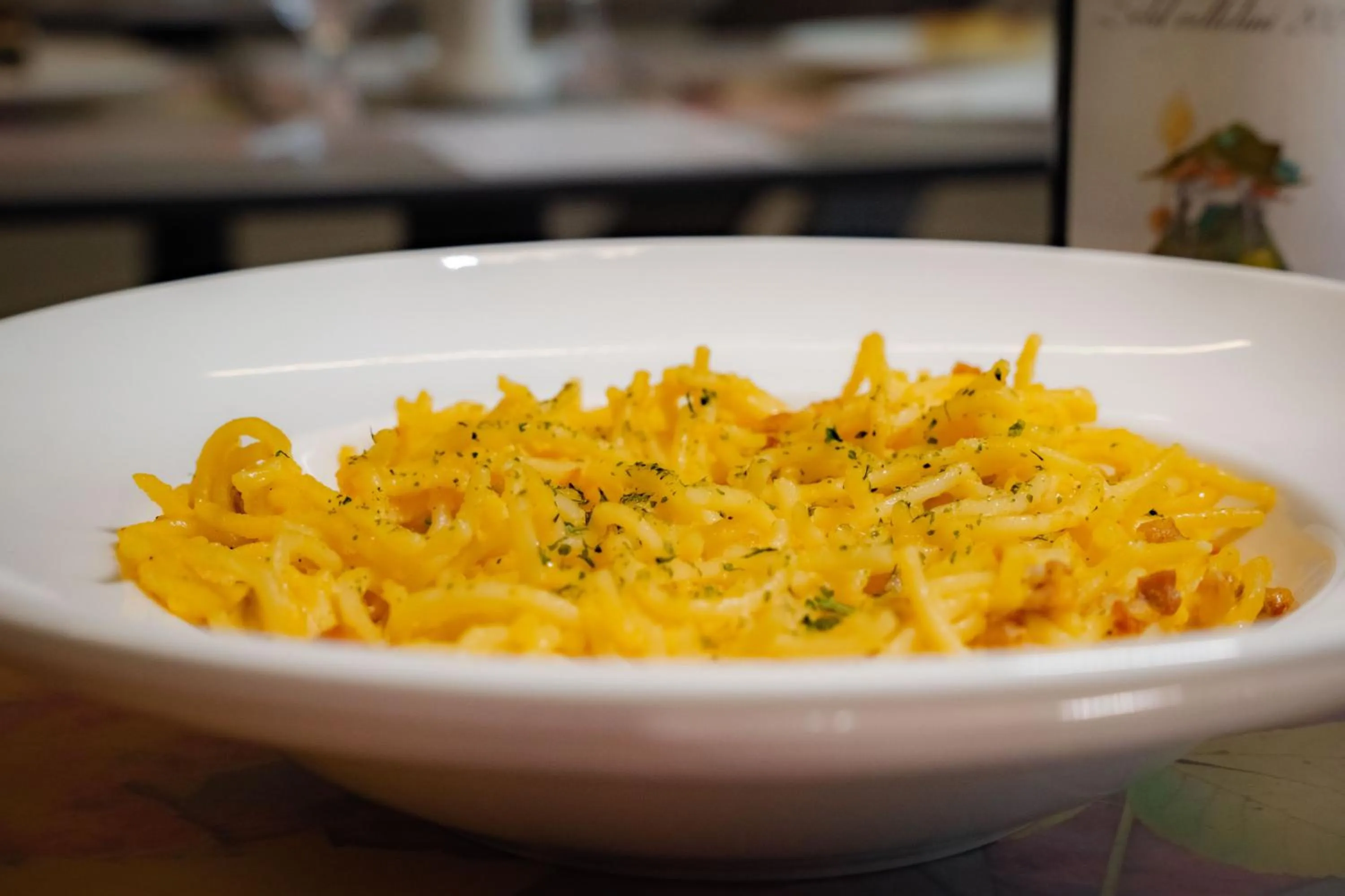 Restaurant/places to eat in Eleven Business & Sport Hotel