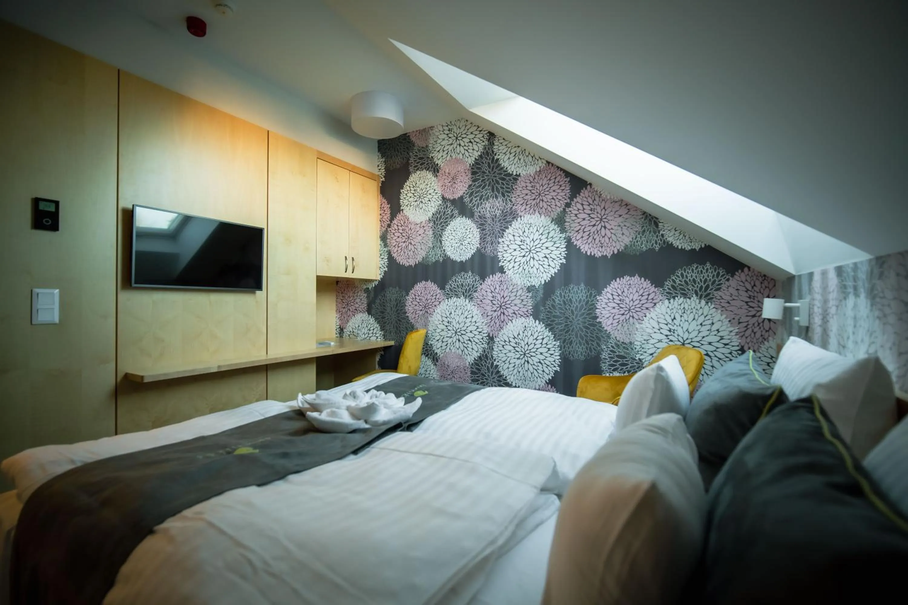 Bedroom, Bed in Eleven Business & Sport Hotel