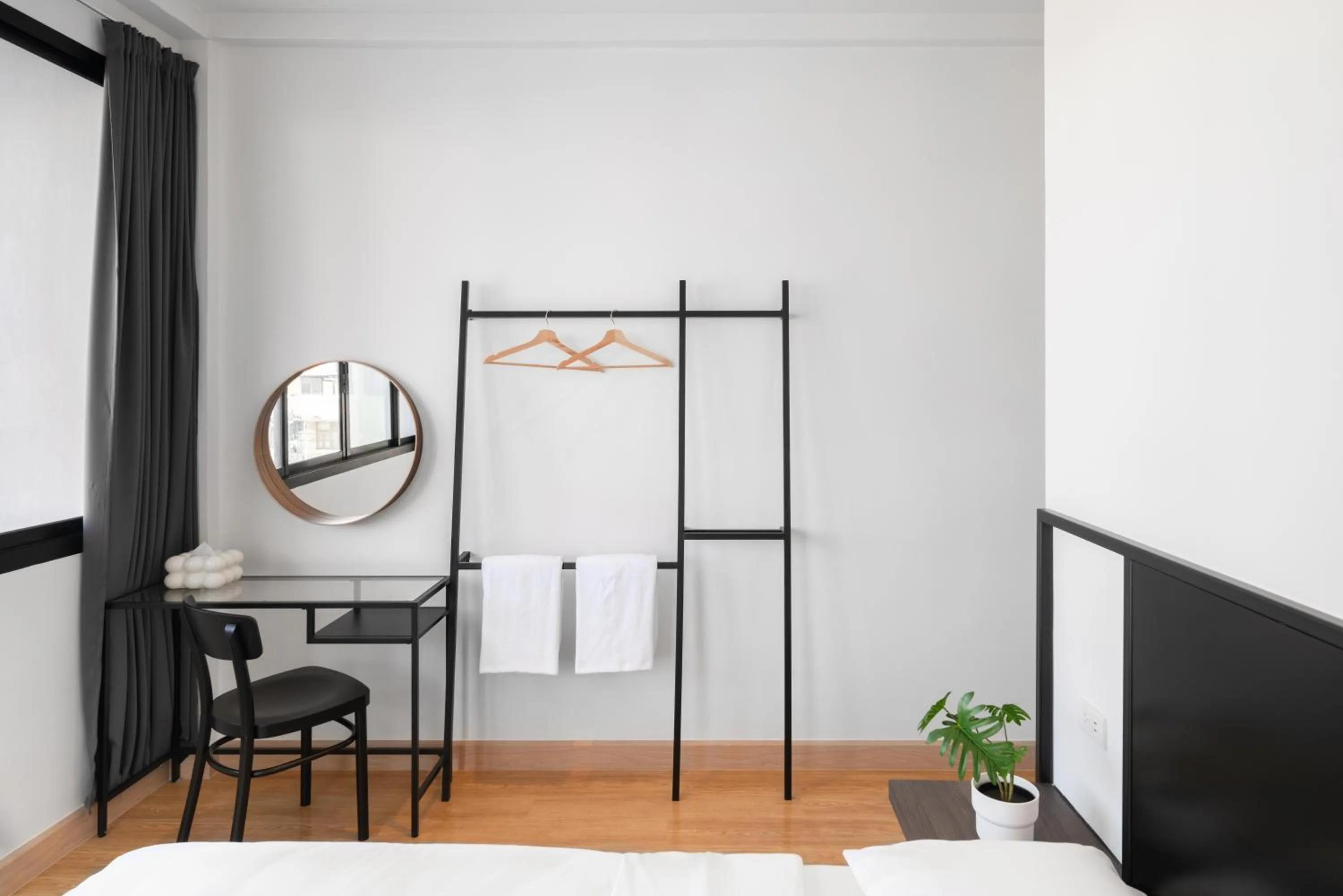 hair dresser in CASA BLANCA Dusit