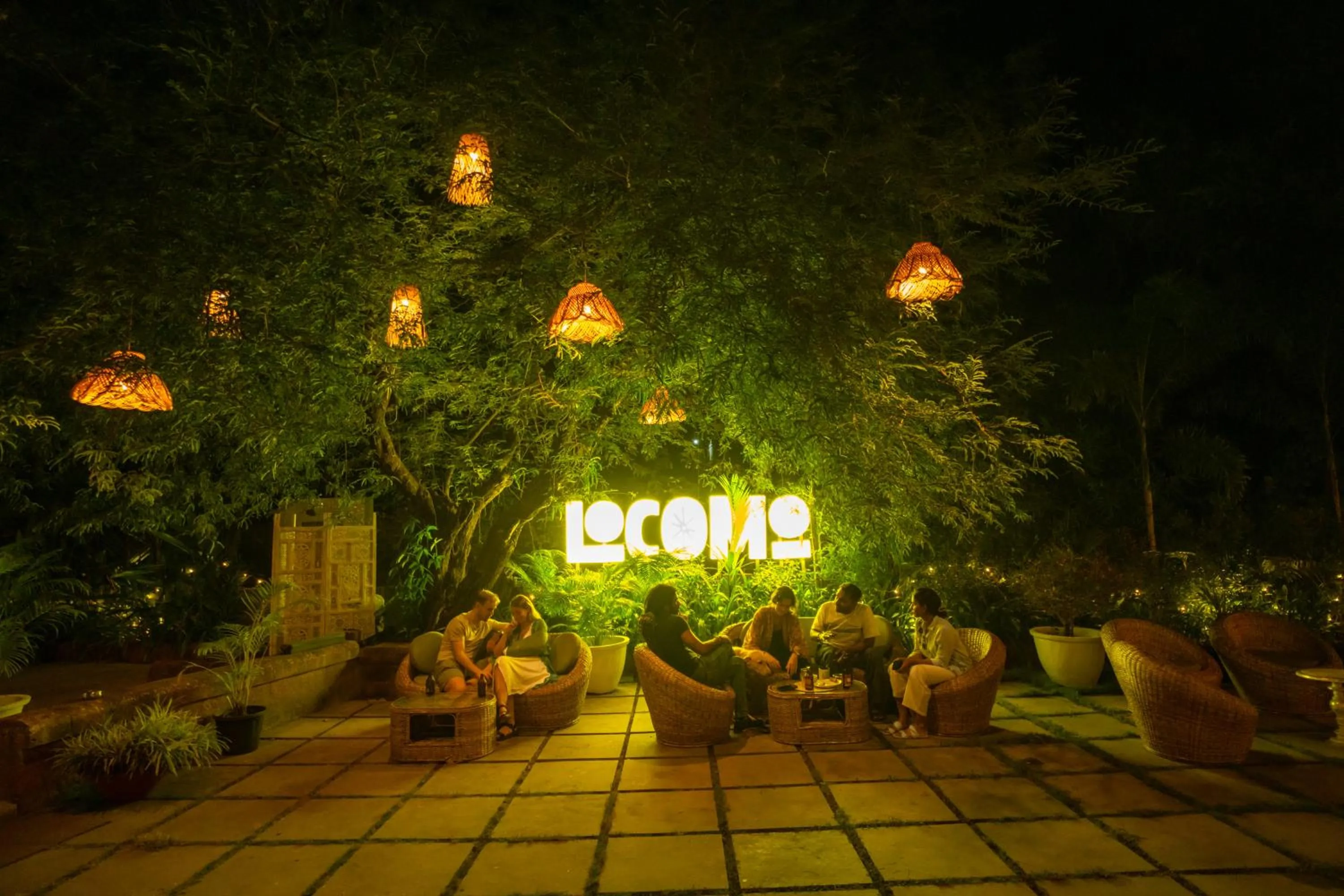Night in Locomo Boutique, Morjim - Cozy tropical stay, near beach