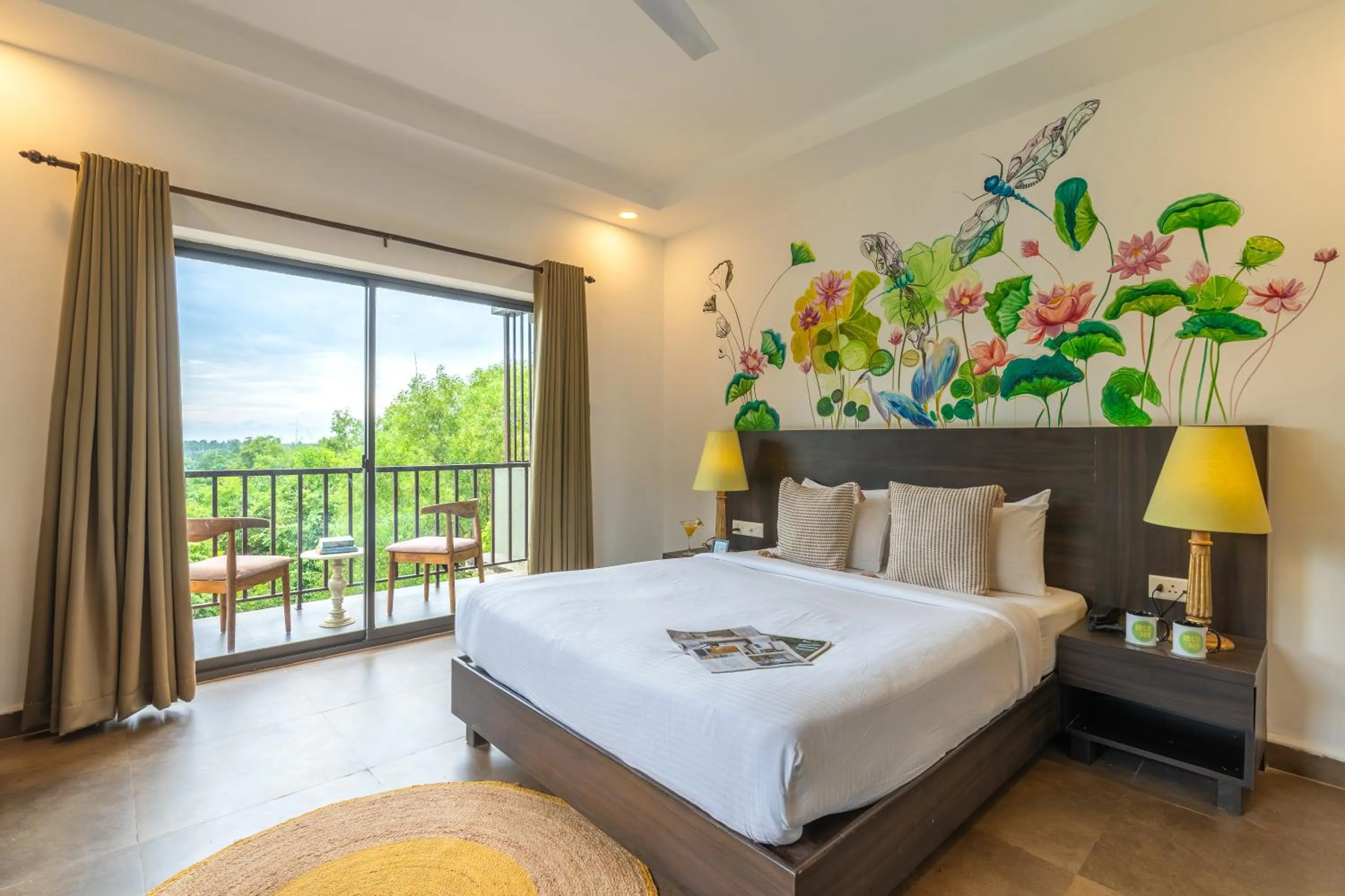 Photo of the whole room, Bed in Locomo Boutique, Morjim - Cozy tropical stay, near beach