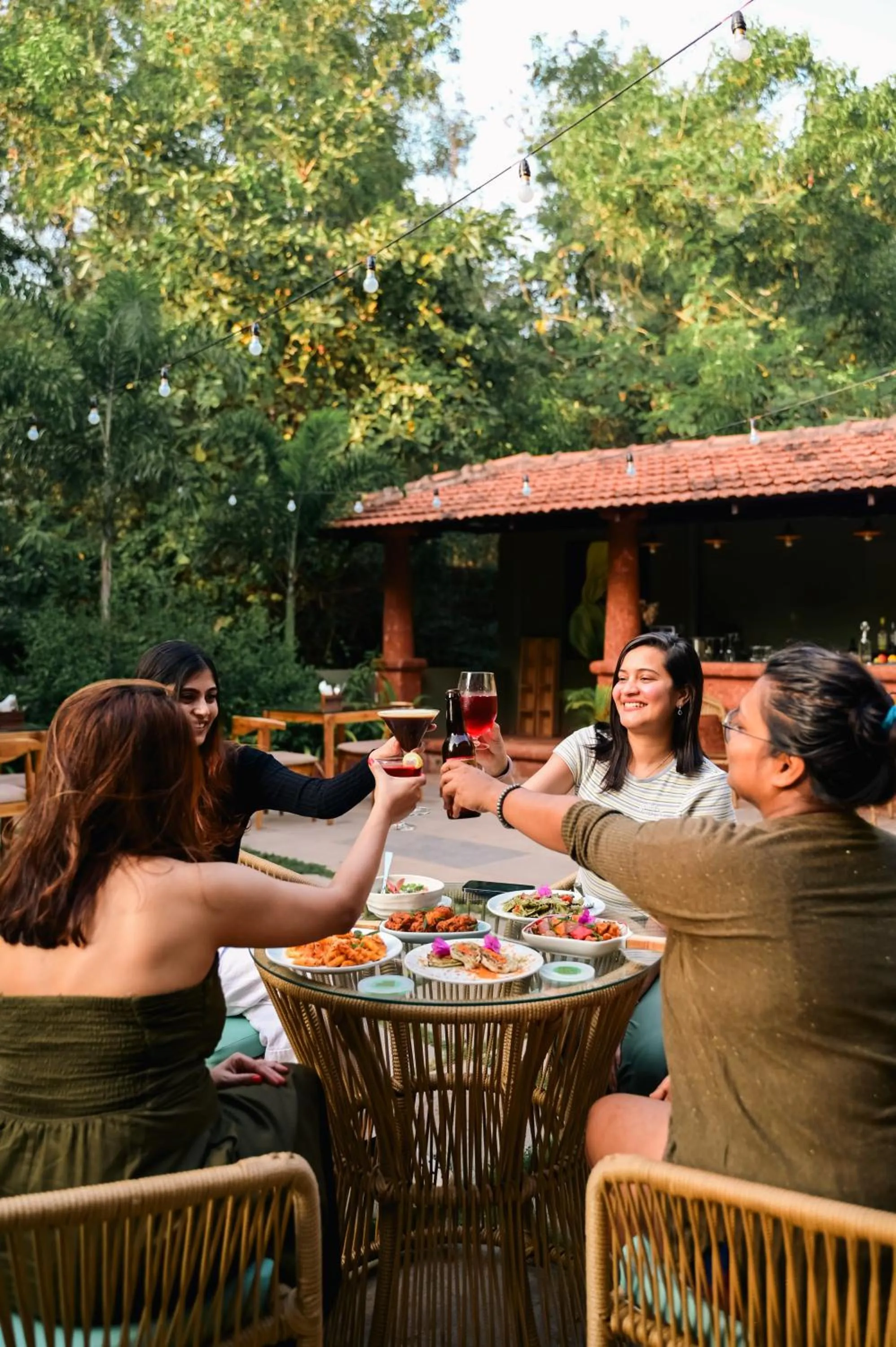 Day in Locomo Boutique, Morjim - Cozy tropical stay, near beach