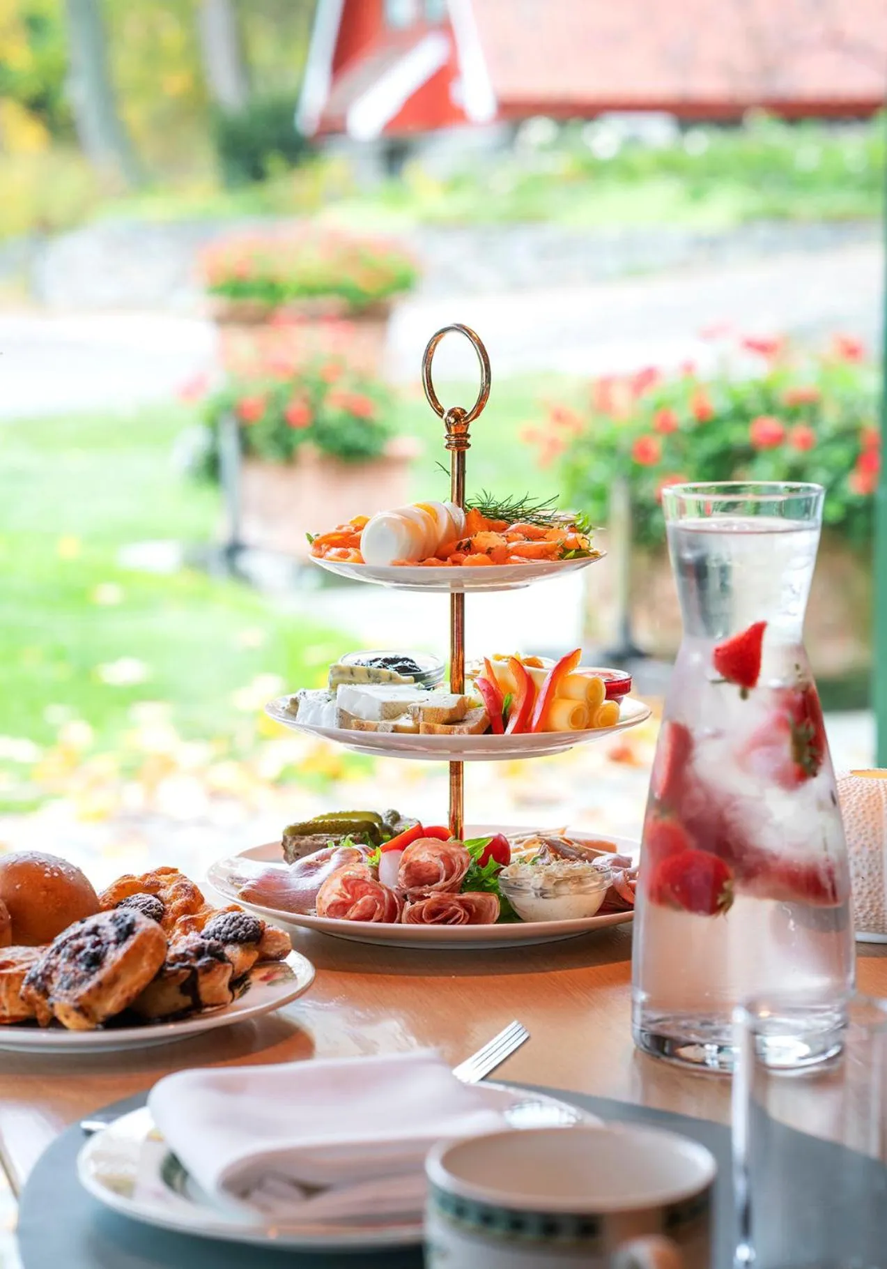 Food and drinks in Engø Gård Hotel & Restaurant