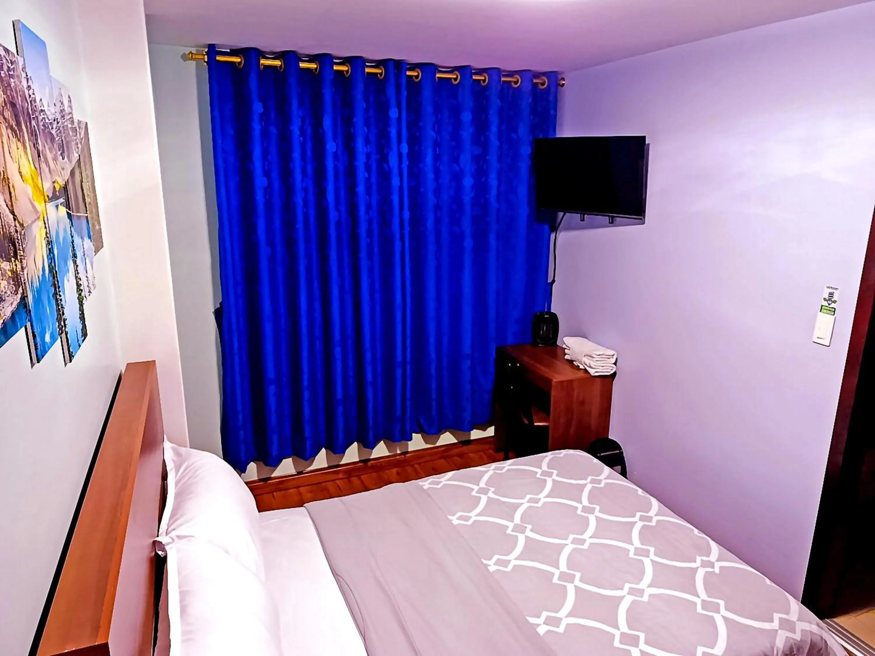 TV and multimedia, Bed in Hostal Valle Andino