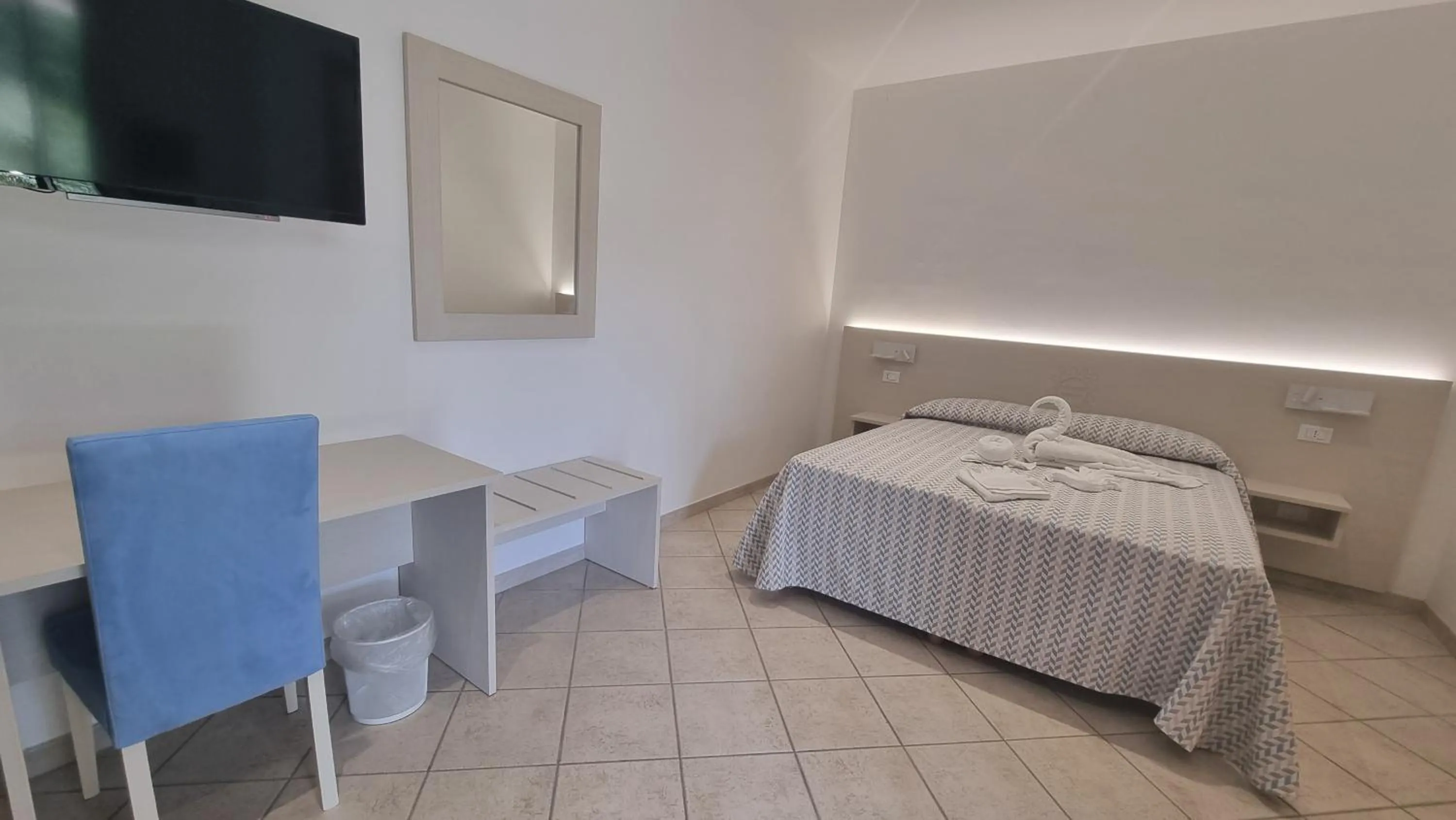 Bedroom, Bed in ValGiuSi Resort