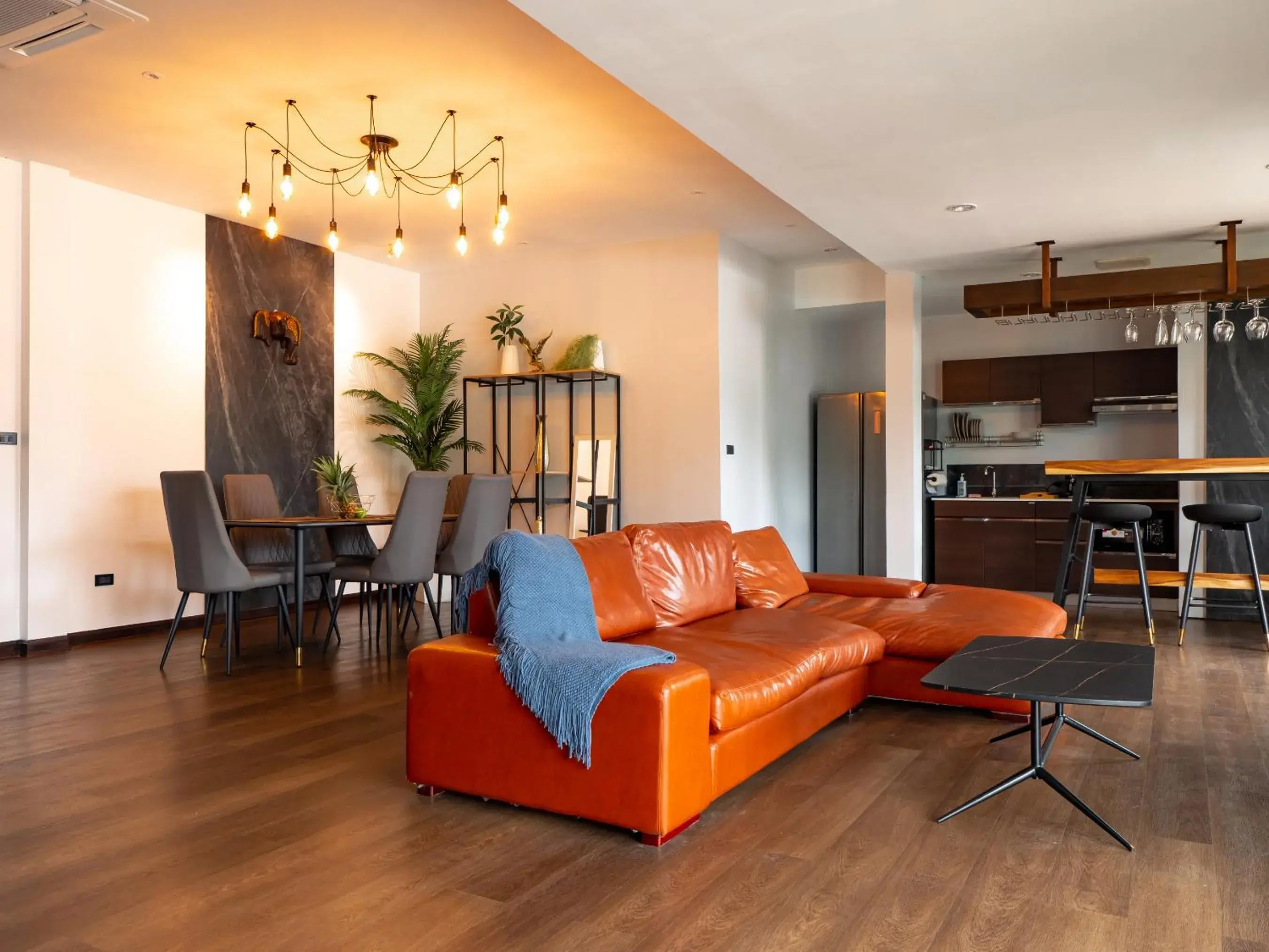 Deluxe Suite in Grand Orlov Apart Hotel Deluxe Suite in Grand Orlov Apart Hotel