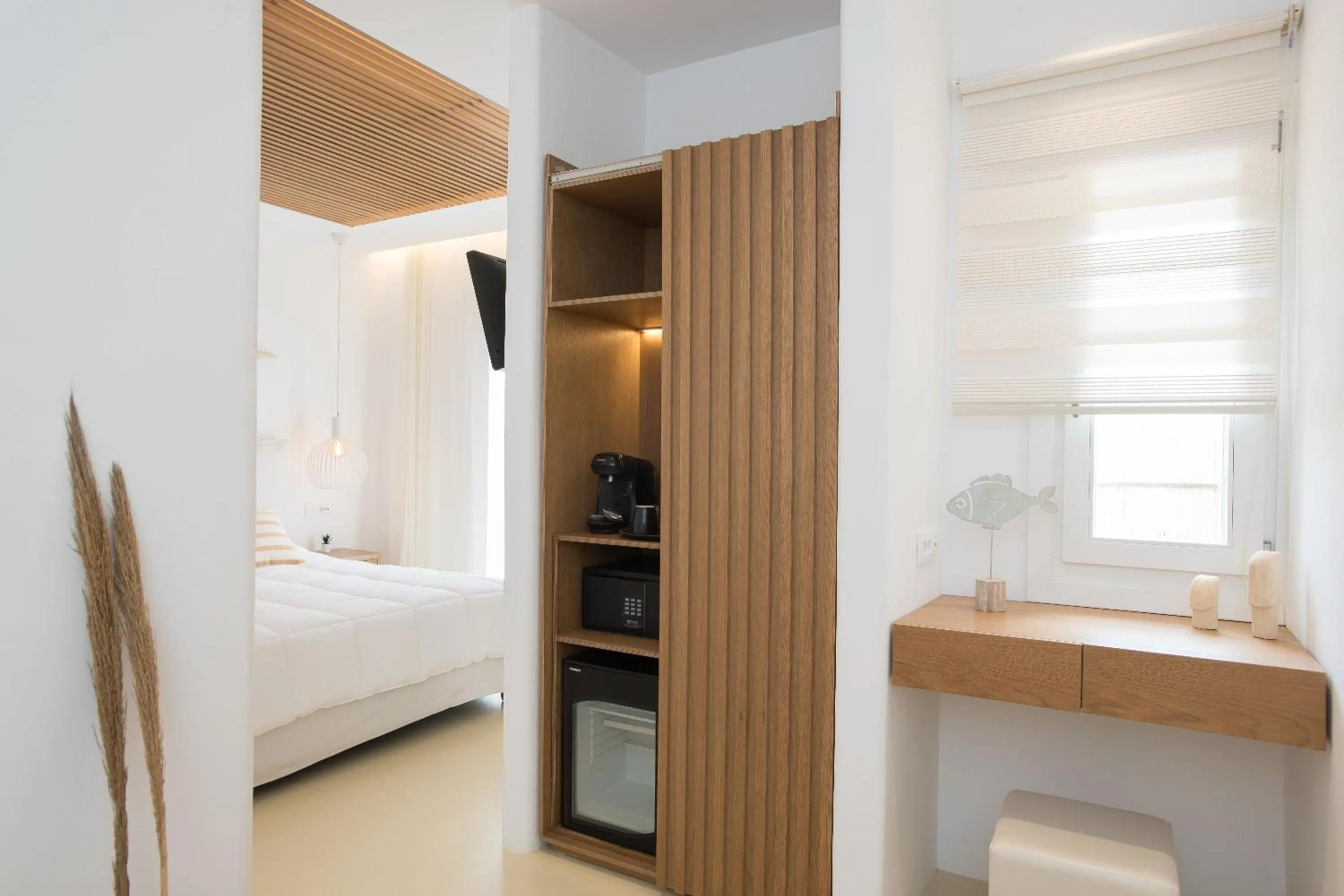 Bed in Elit Suites Mykonos