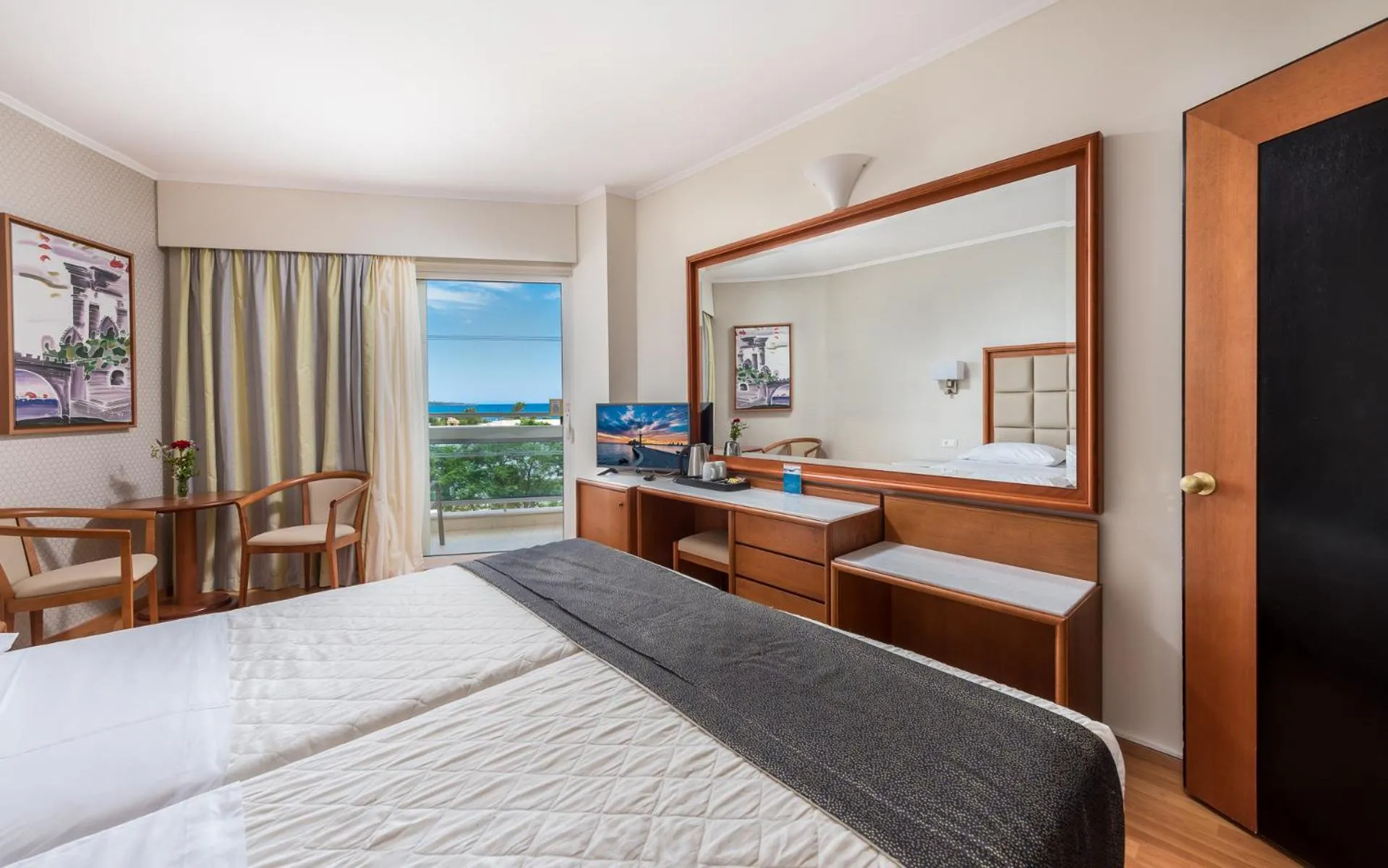 TV and multimedia, Bed in Apollo Beach