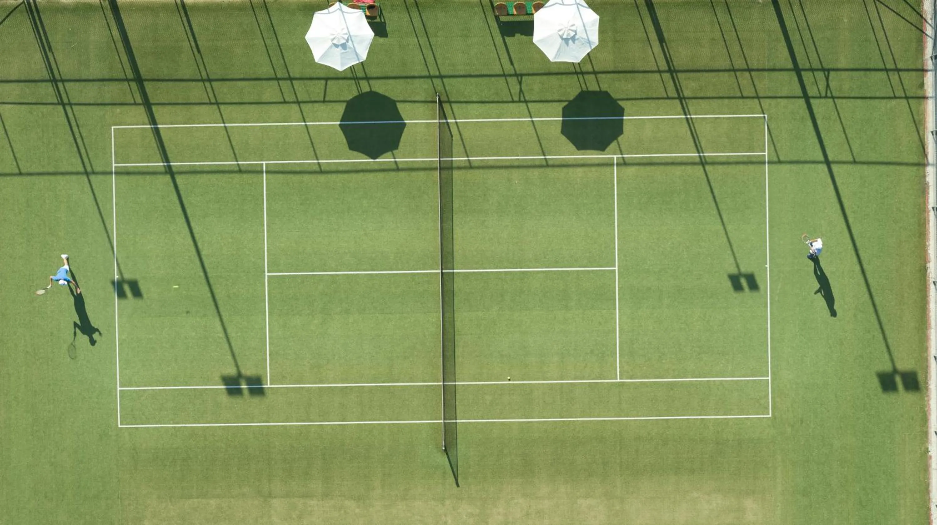 Tennis court in Apollo Beach