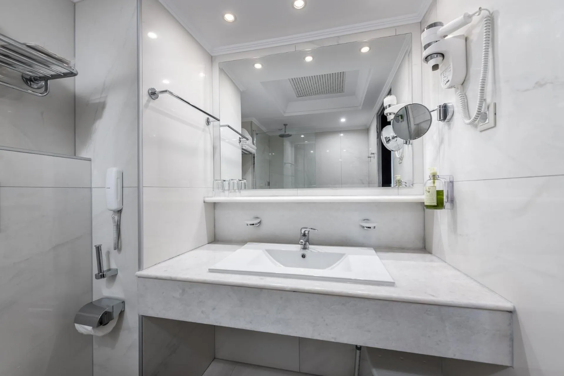 Bathroom in Apollo Beach