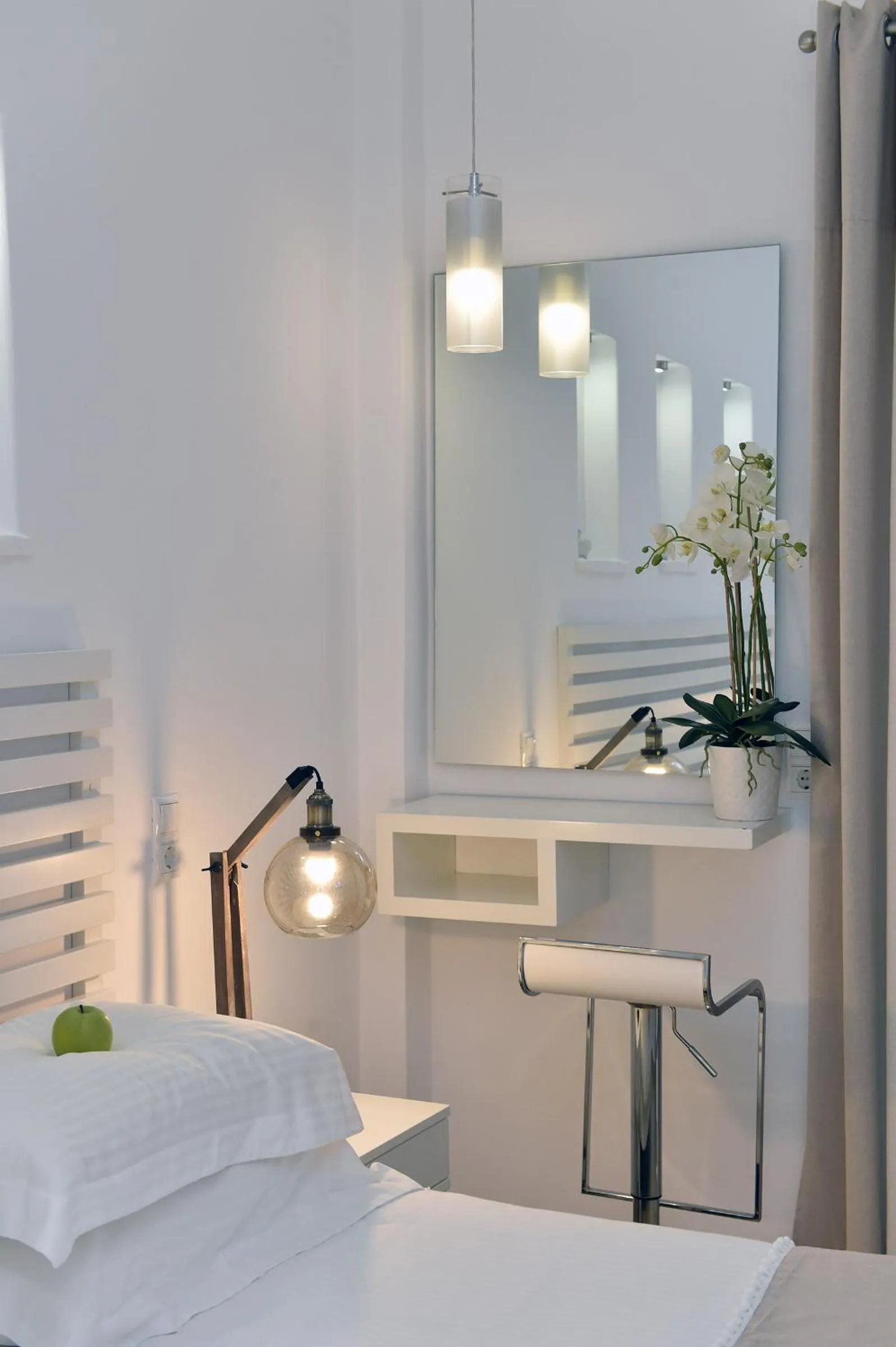 Photo of the whole room, Bed in Apollon Boutique Hotel