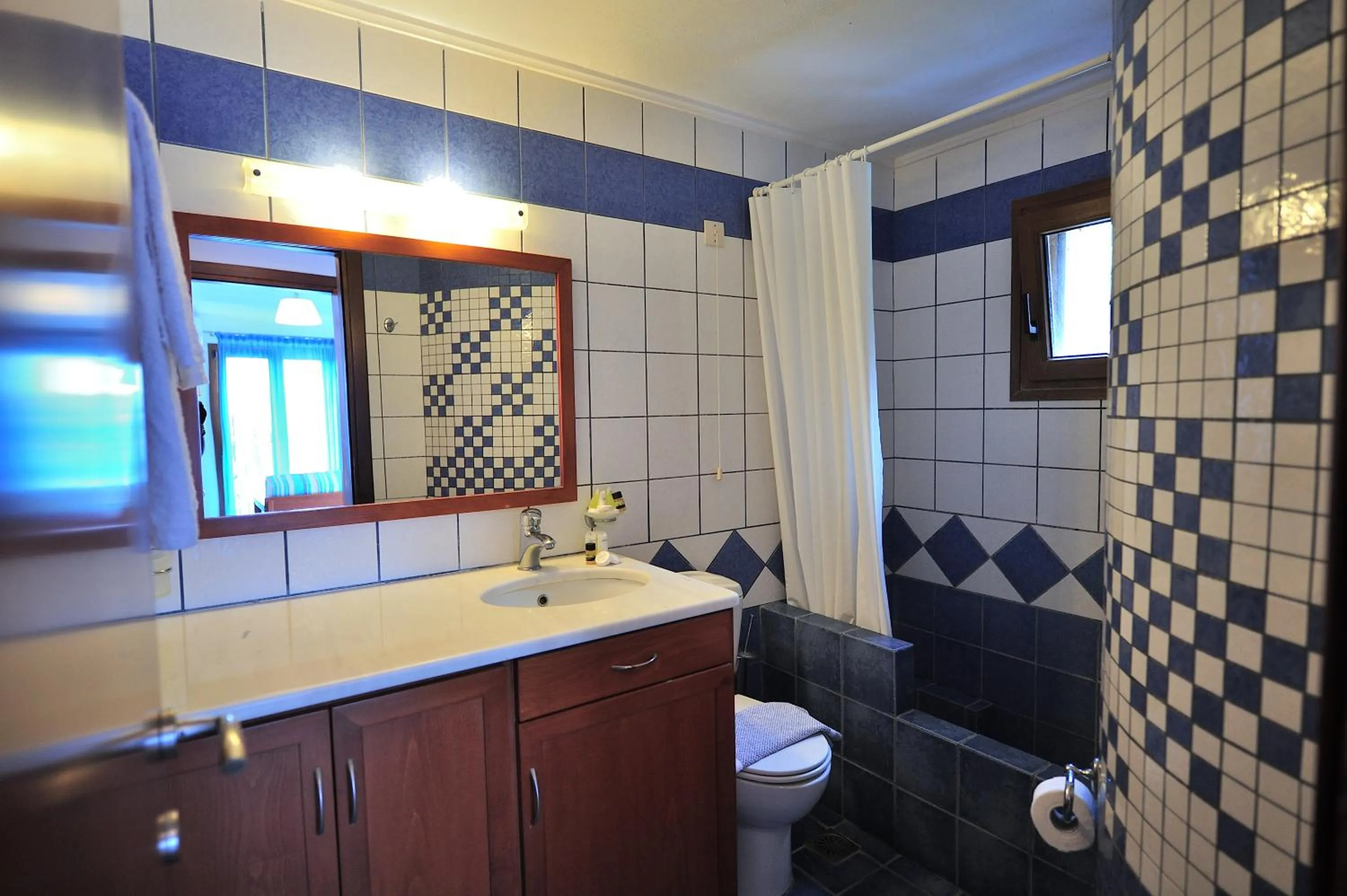 Eye Q Resort Seaview