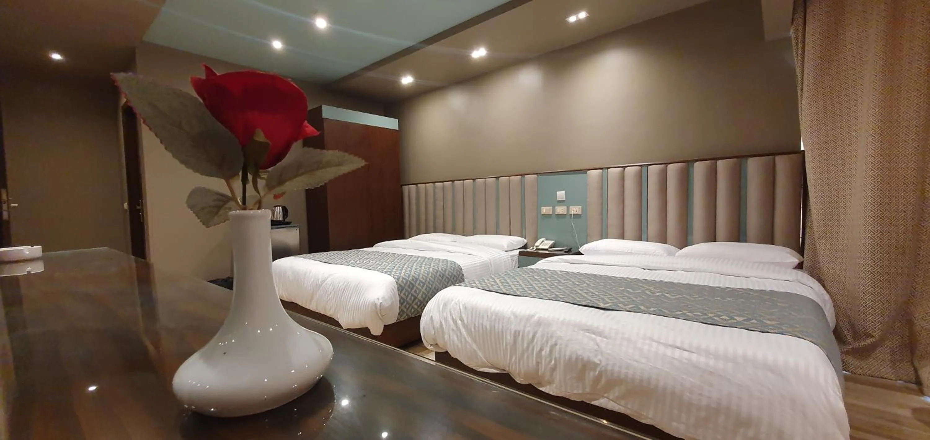 Bed in Grand Bayan Hotel & Apt at Nile Plaza