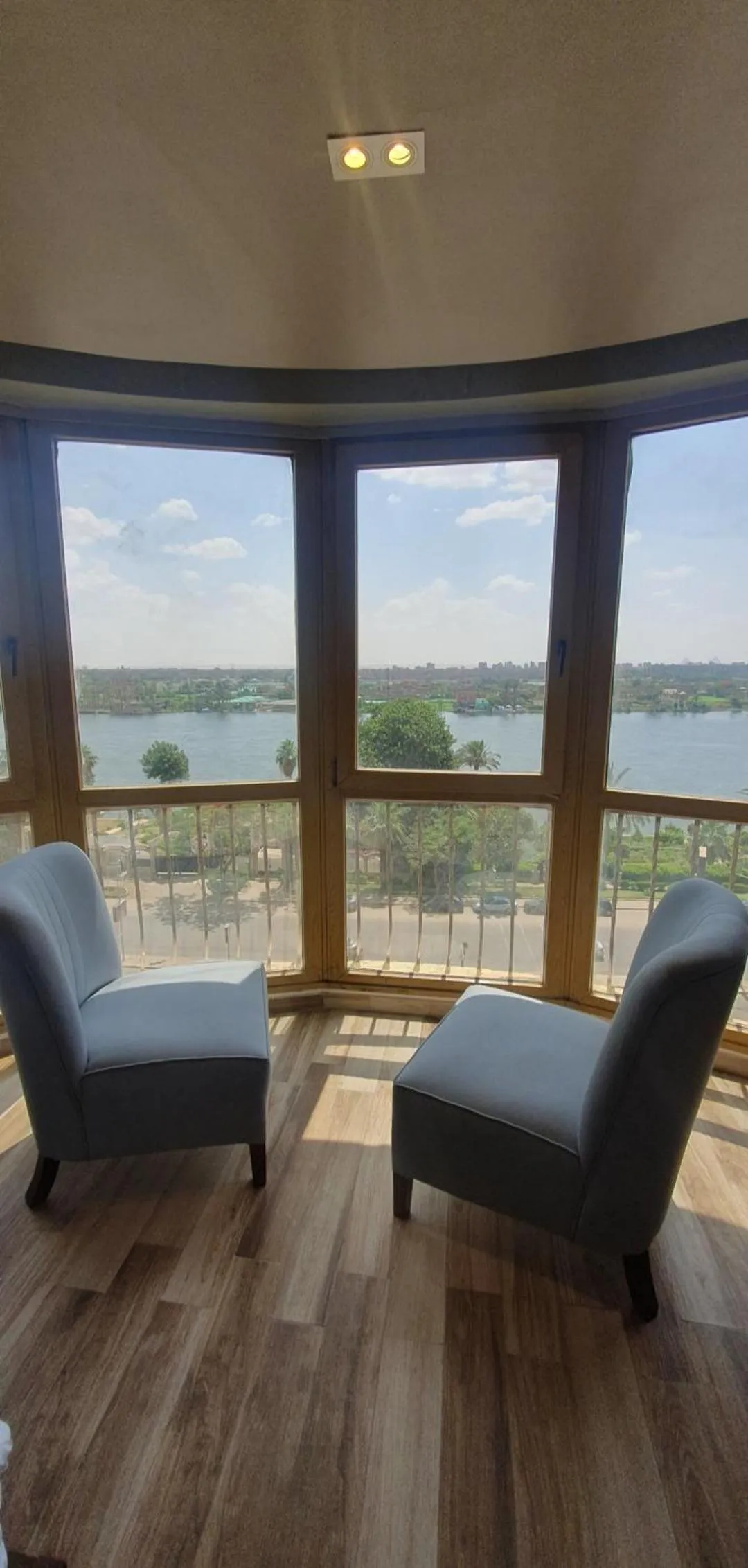 Grand Bayan Hotel & Apt at Nile Plaza