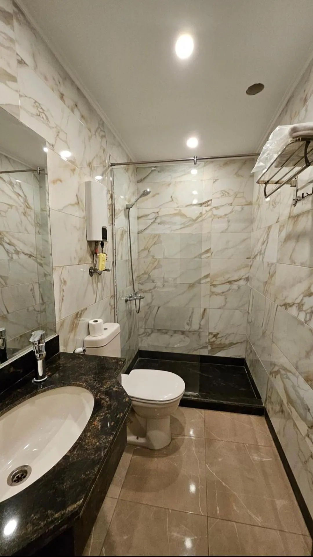 Grand Bayan Hotel & Apt at Nile Plaza