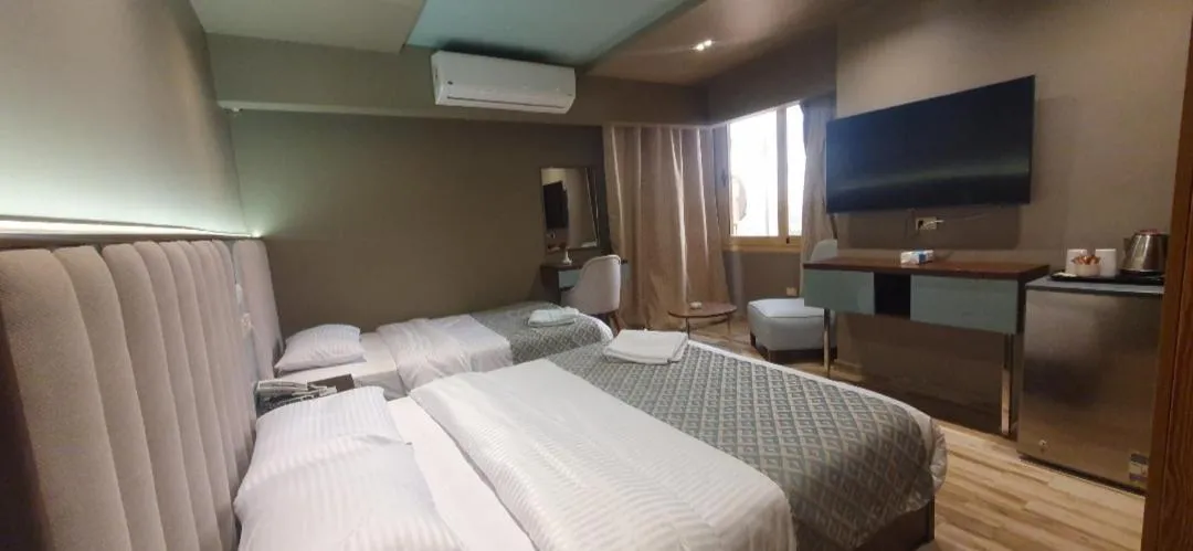 Bed in Grand Bayan Hotel & Apt at Nile Plaza