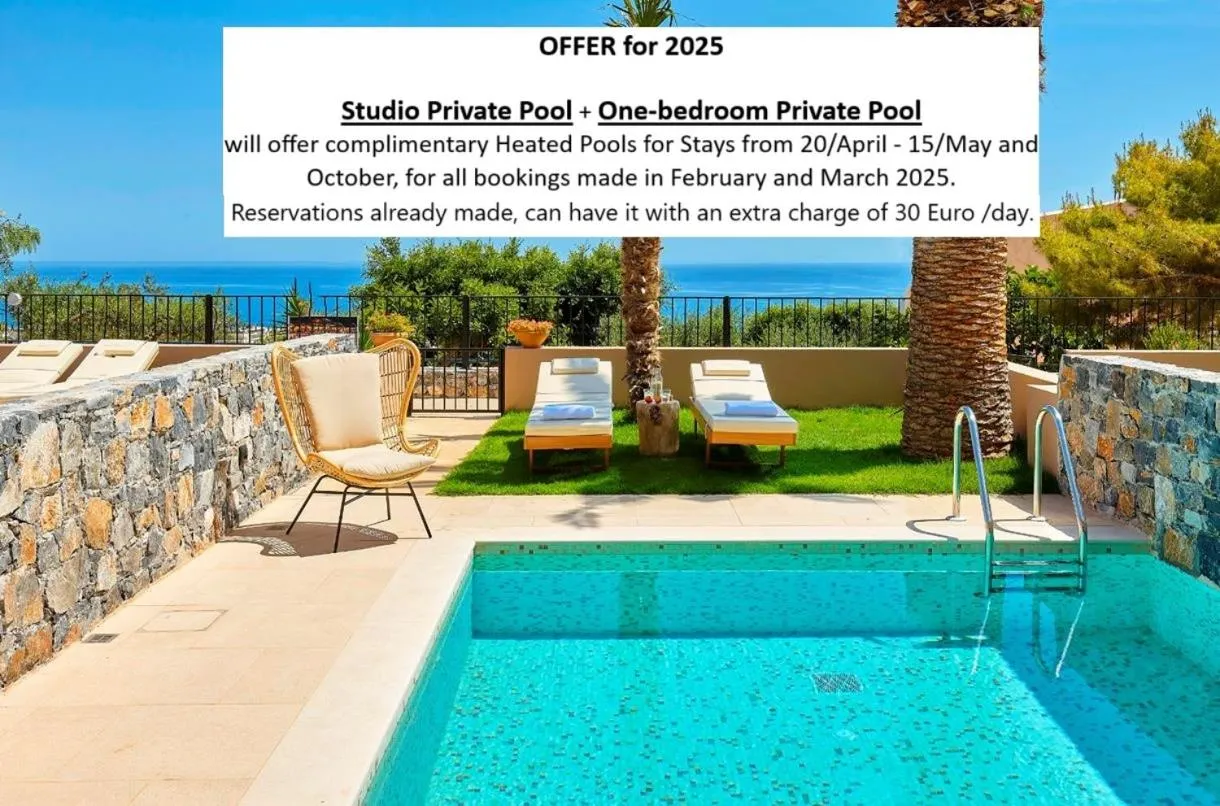 Swimming pool in Marni Village