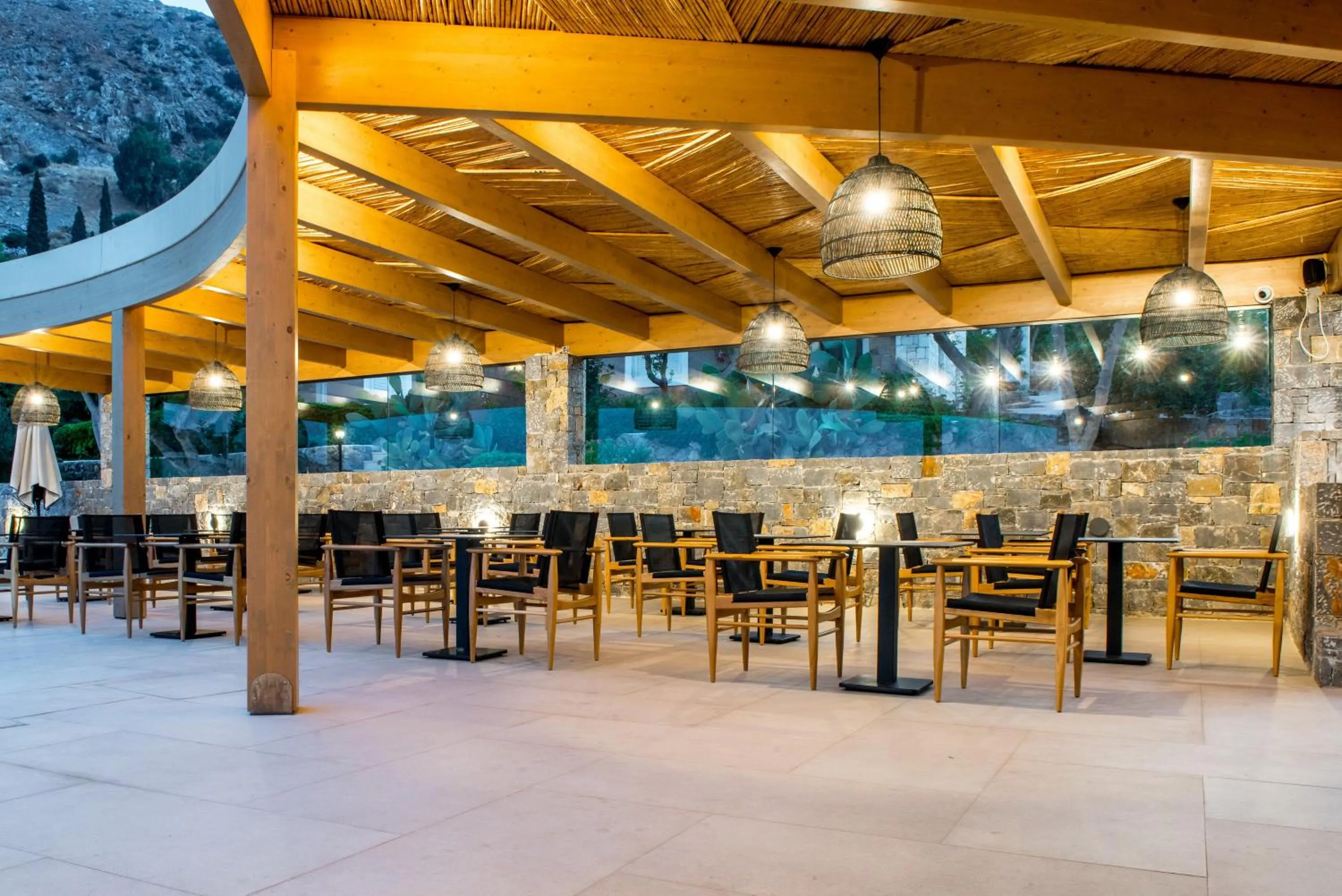 Restaurant/places to eat in Marni Village