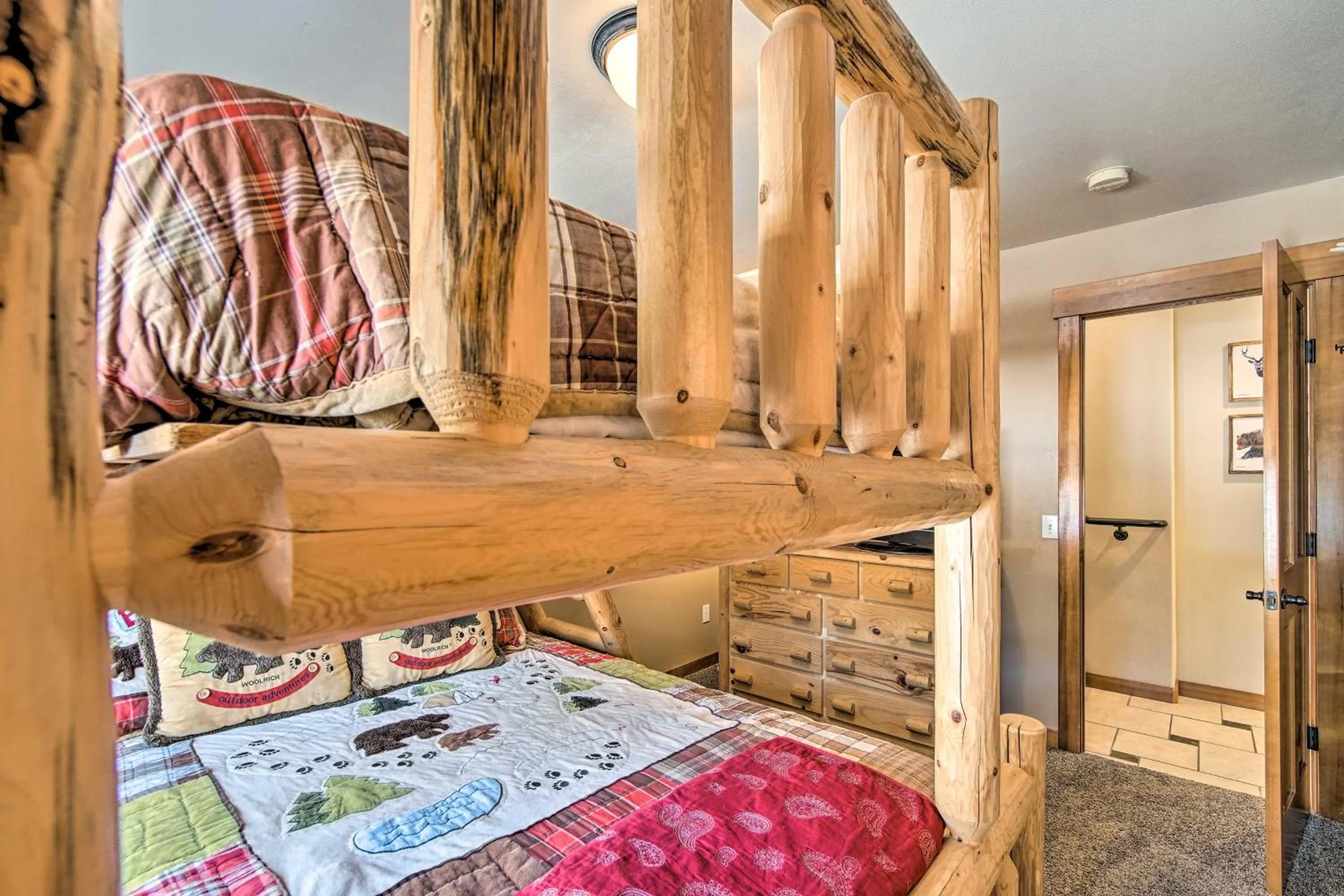 Bed in Dog-Friendly Ronald Vacation Rental Cabin!