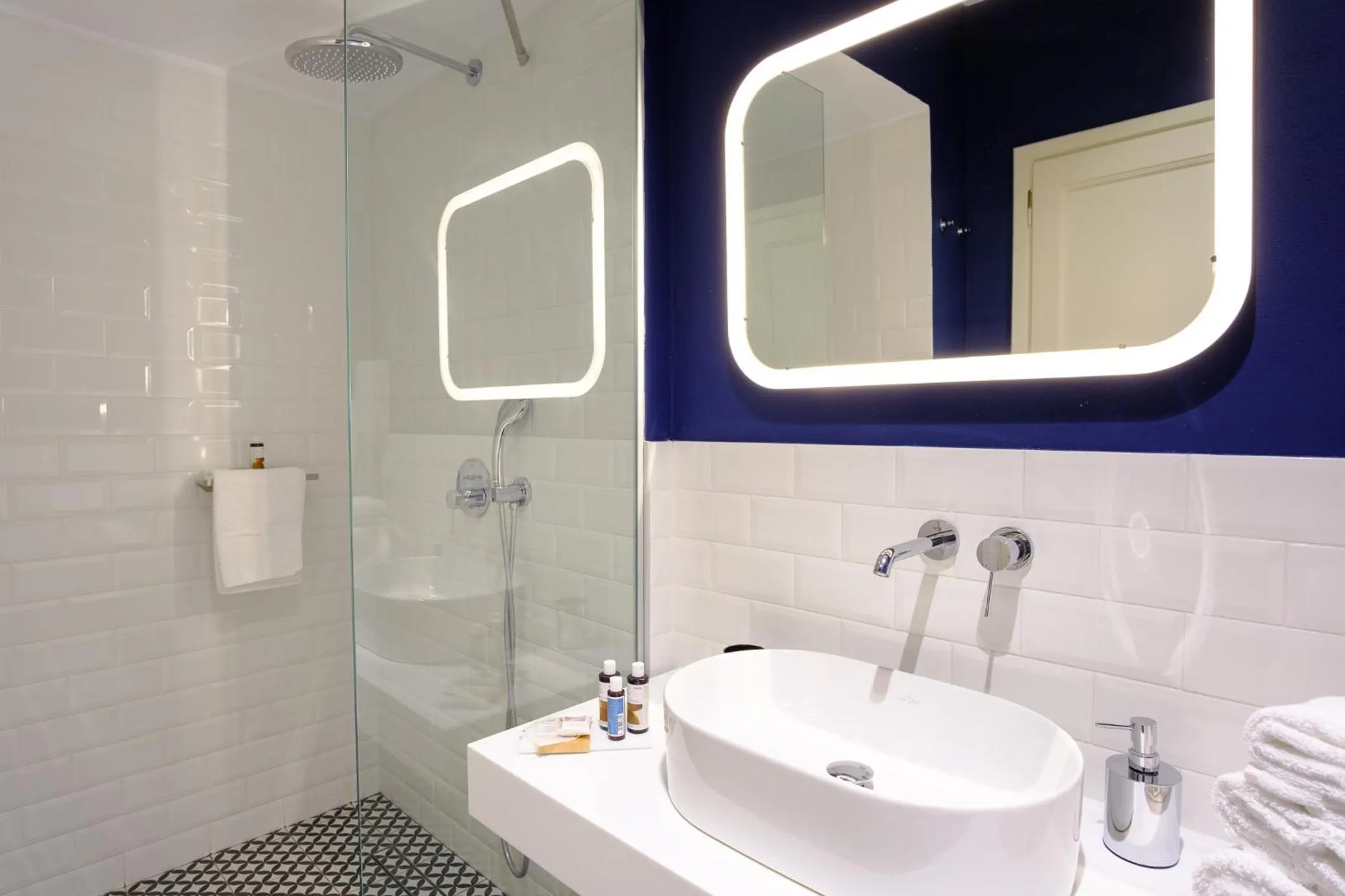 Bathroom in Bourtzi Hotel