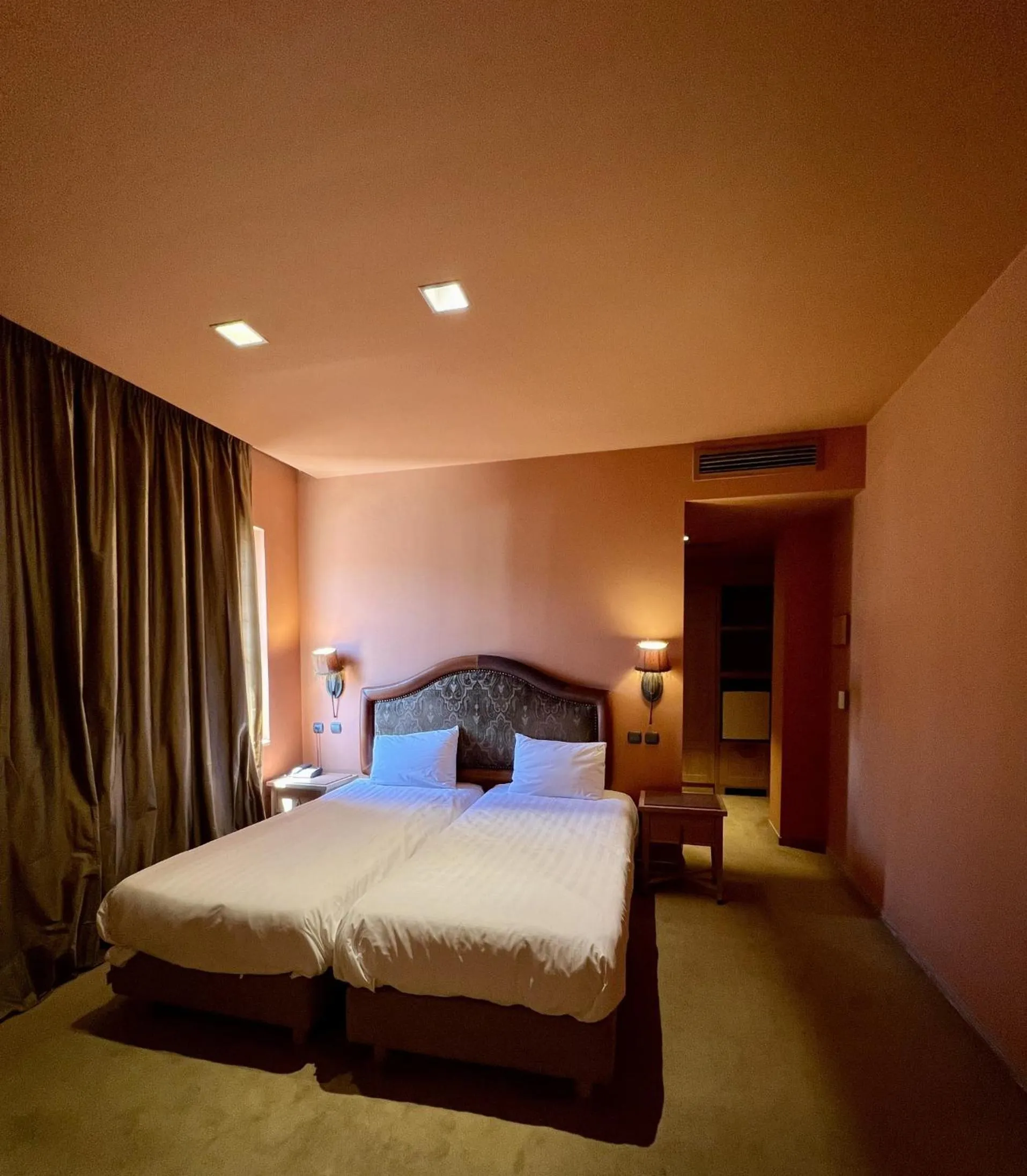 Bed in Mainalon Resort