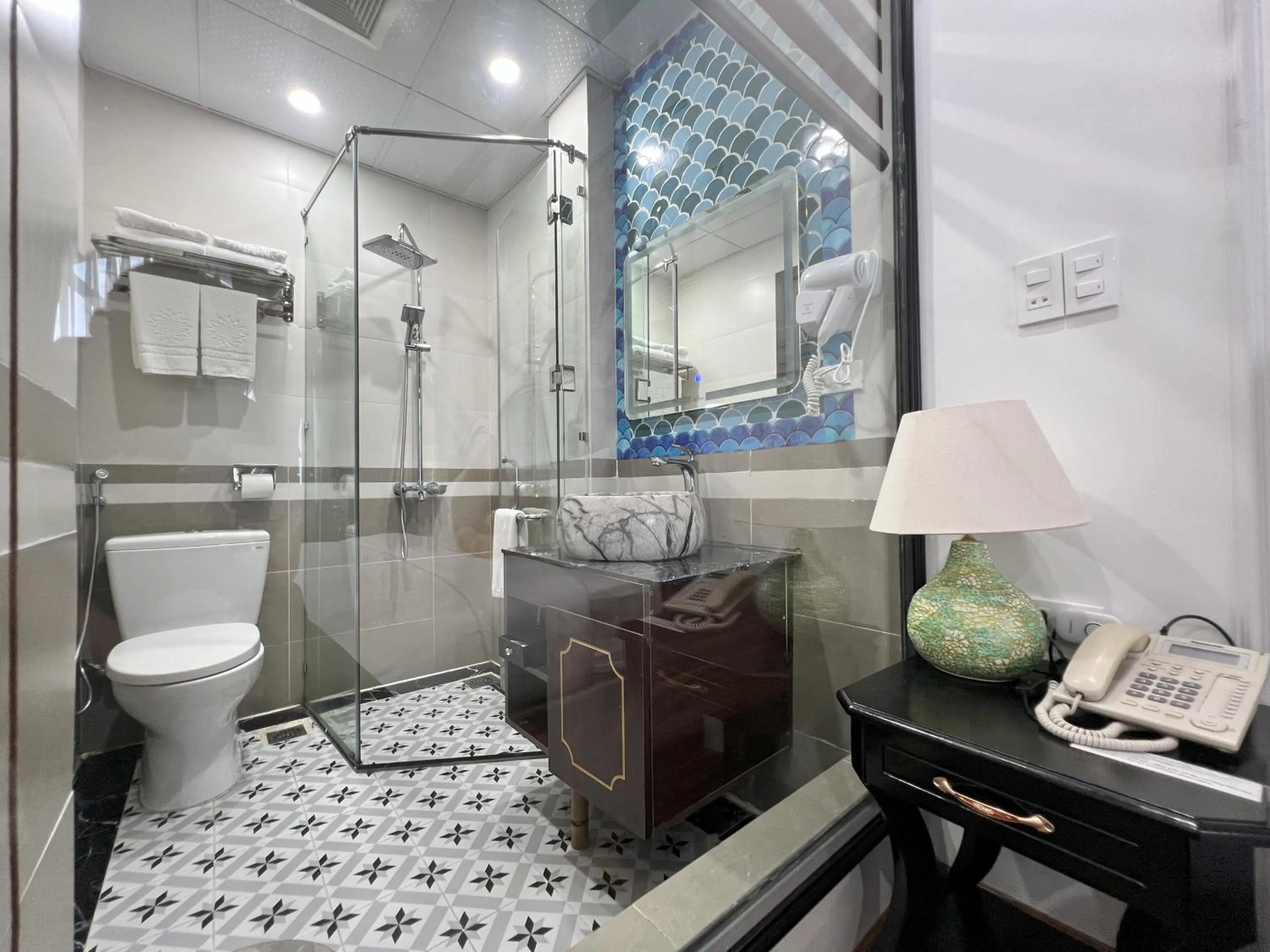 Bathroom in HƯỚNG DƯƠNG HOTEL THANH HOÁ