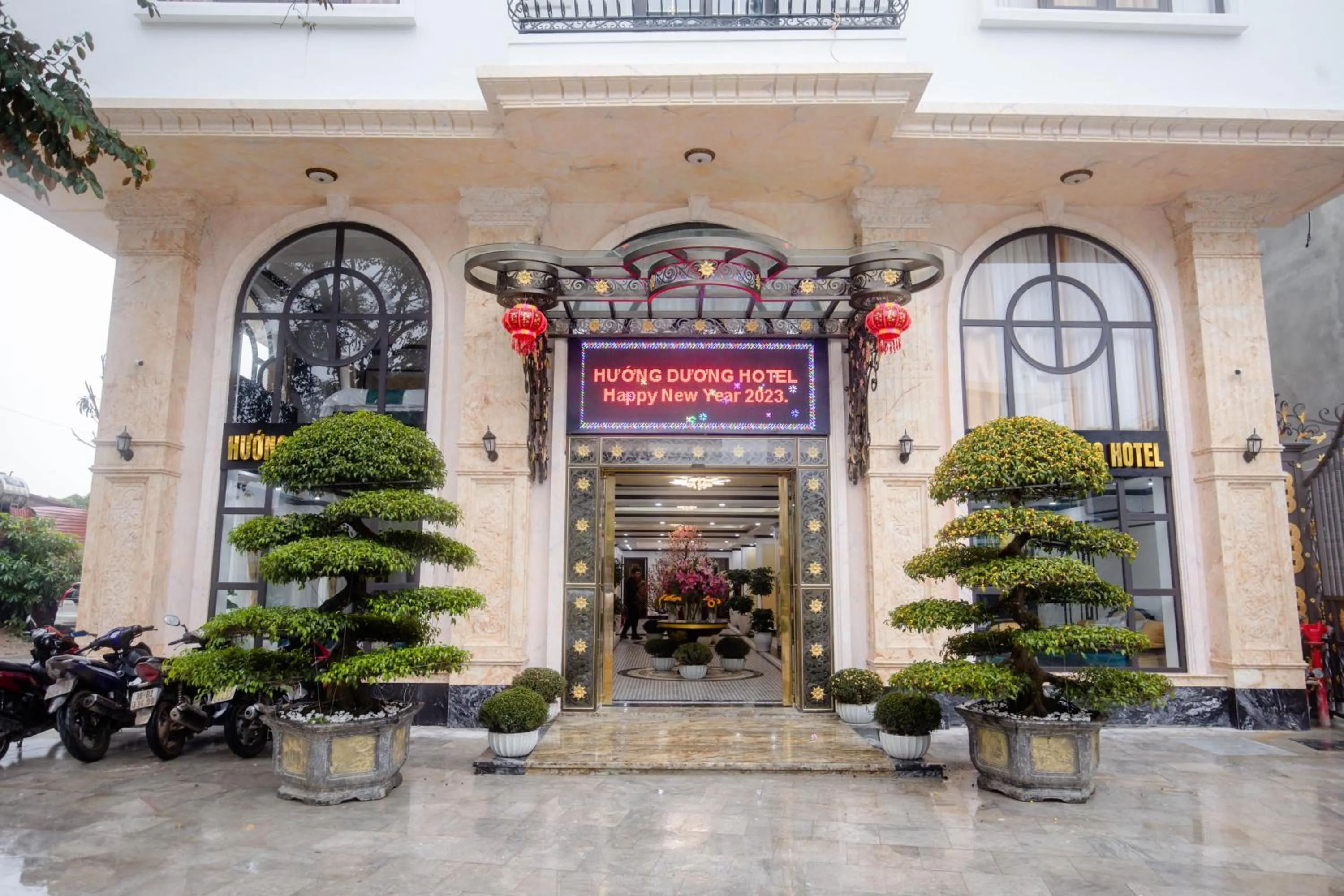 Facade/entrance in HƯỚNG DƯƠNG HOTEL THANH HOÁ