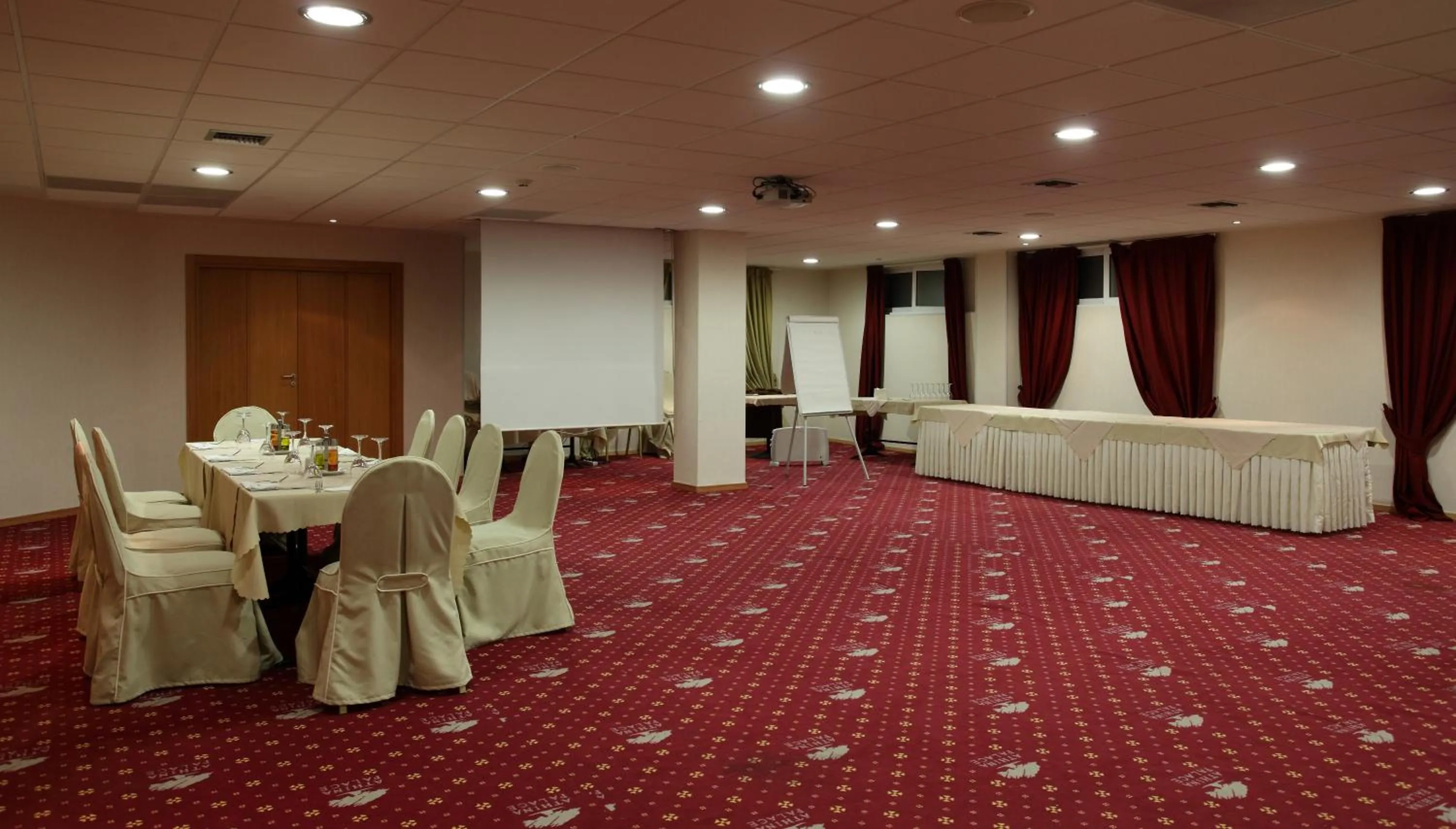 Business facilities in Athina Airport Hotel