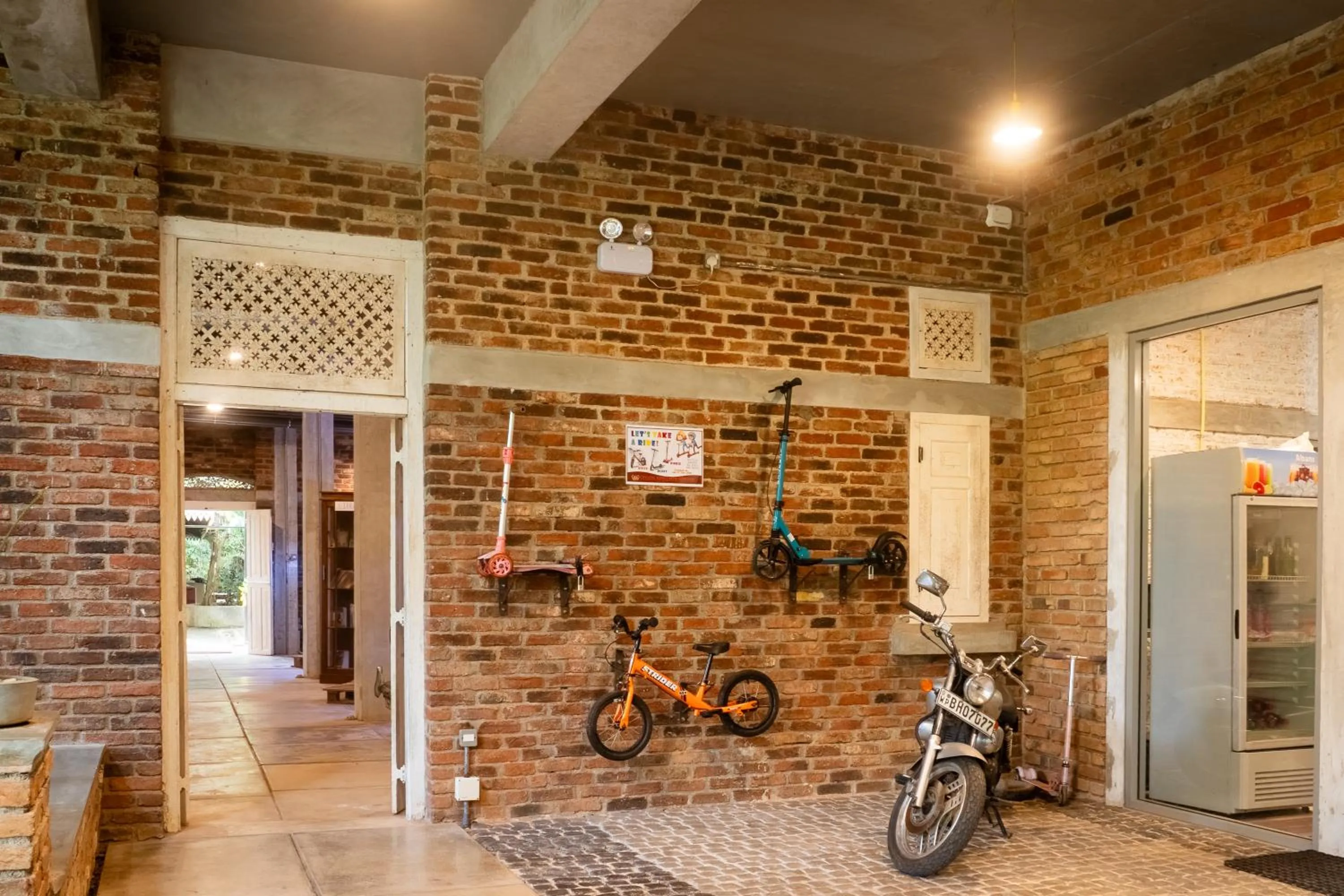 Ceylon Kingsmen Garden - Katunayake Airport Transit Hotels