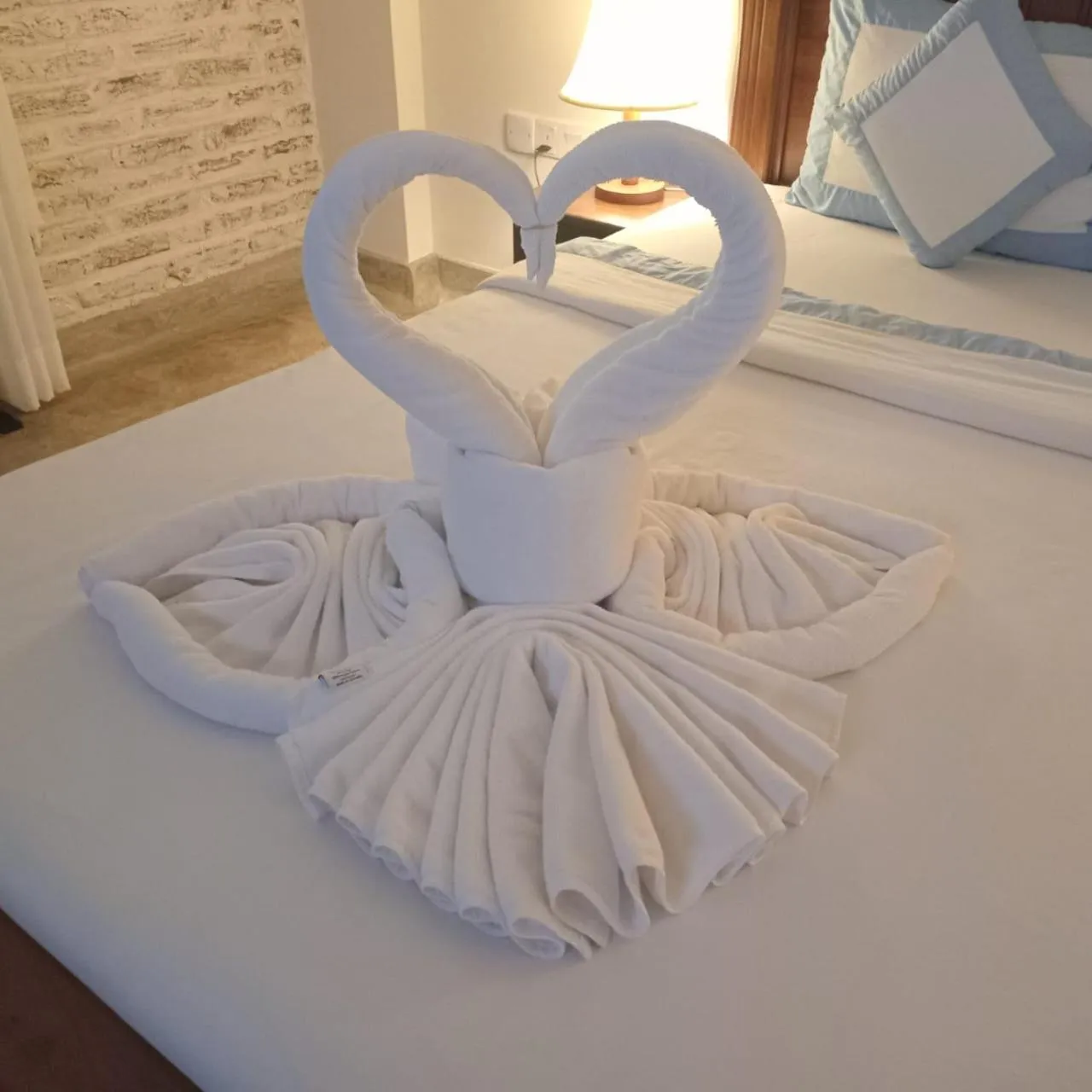 Bed in Ceylon Kingsmen Garden - Katunayake Airport Transit Hotels