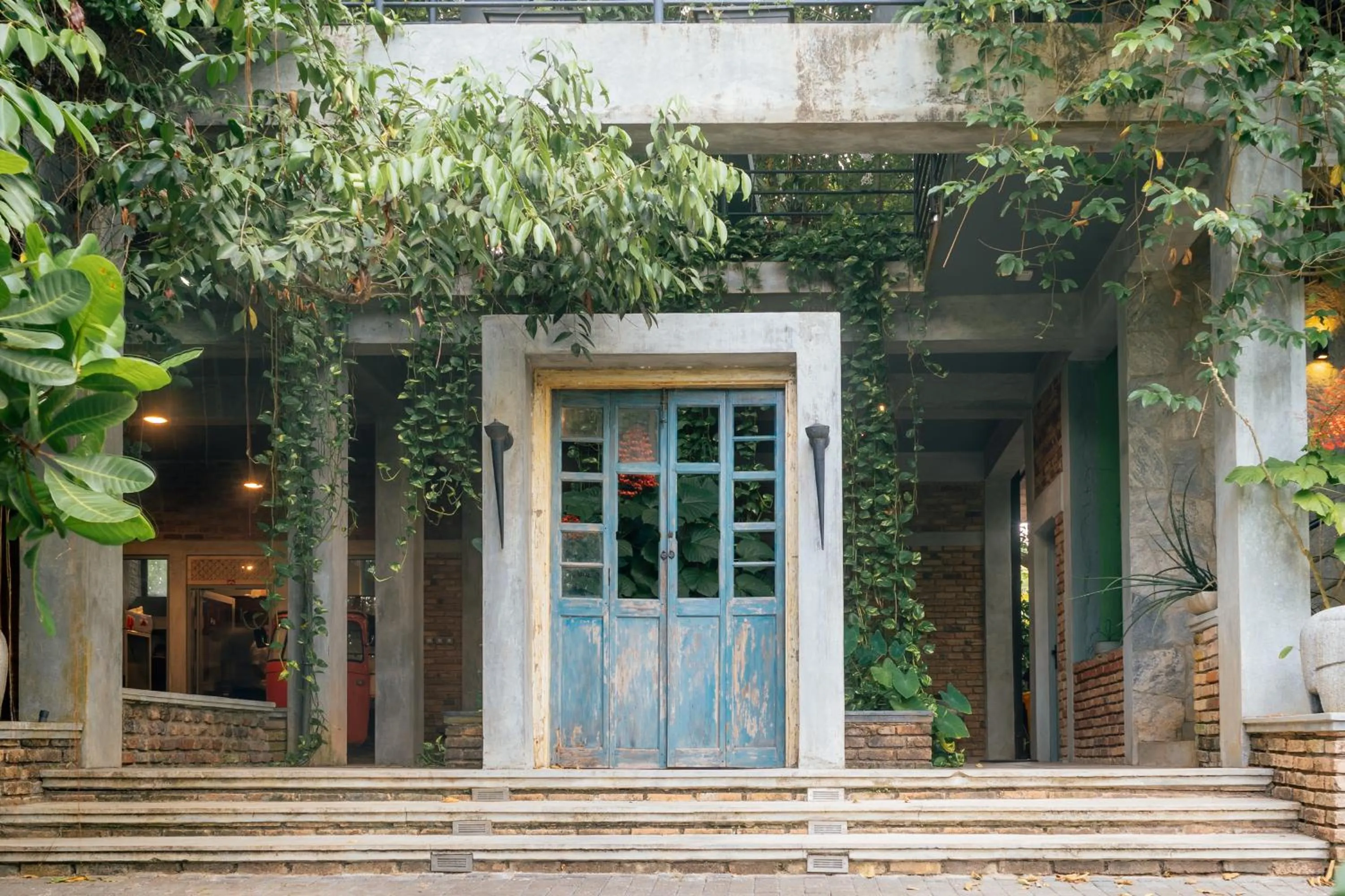 Ceylon Kingsmen Garden - Katunayake Airport Transit Hotels