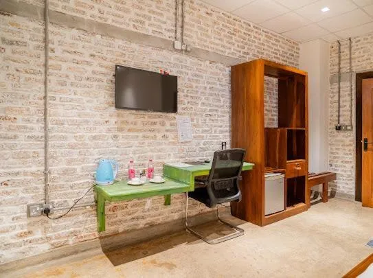 Ceylon Kingsmen Garden - Katunayake Airport Transit Hotels