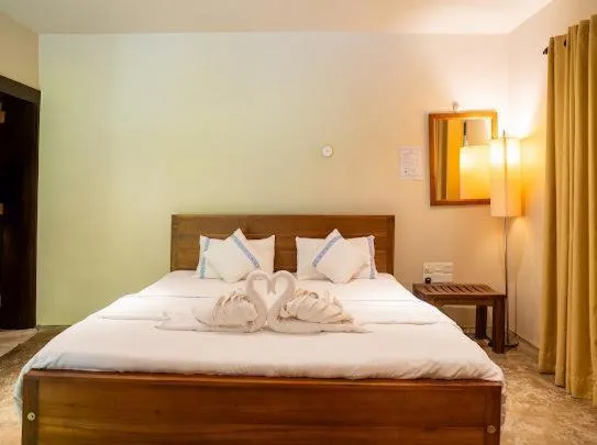 Bed in Ceylon Kingsmen Garden - Katunayake Airport Transit Hotels